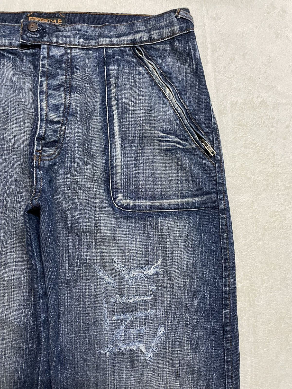Japanese Brand Vintage AT Jeans Distress Faded Denim Jeans Size US 33 - 4 Thumbnail