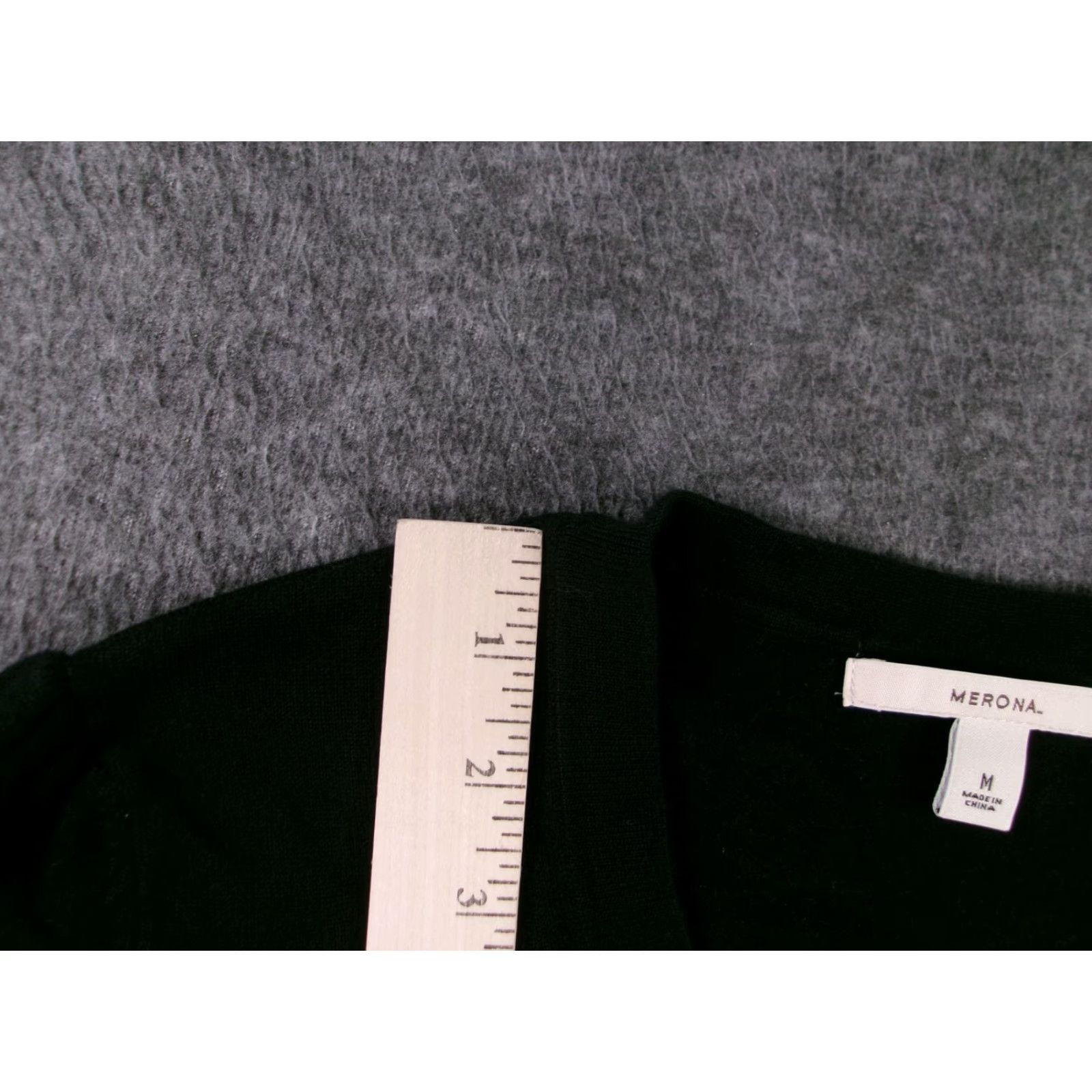Merona Merona Button-Up Top Women Medium Black Long Sleeve Henley Classic Casual Office Size M / US 6-8 / IT 42-44 - 4 Thumbnail
