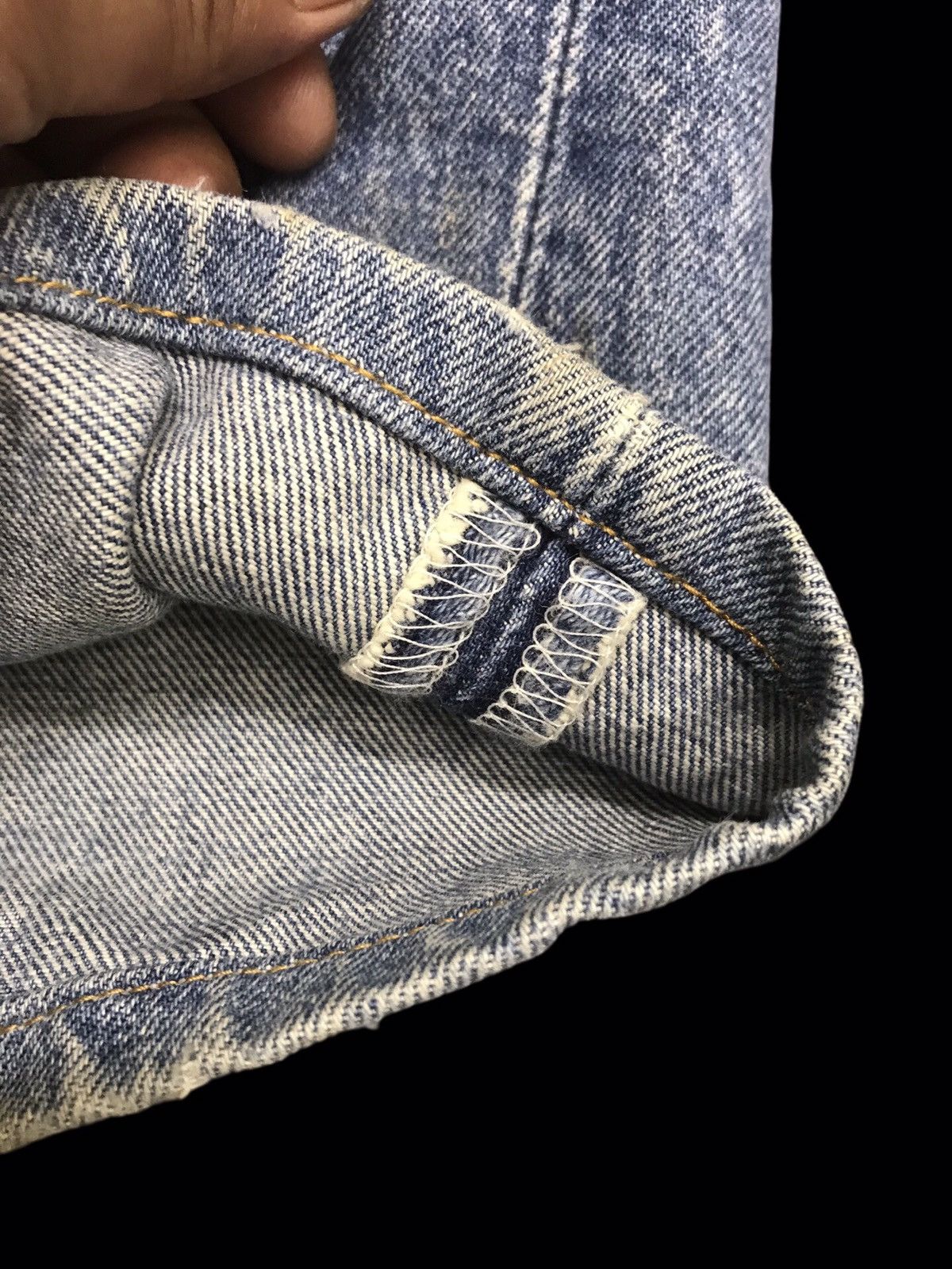 Levi's 💥VTG💥 Levis 501 Regular Medium Wash Distressed Denim F164 Size US 33 - 9 Thumbnail