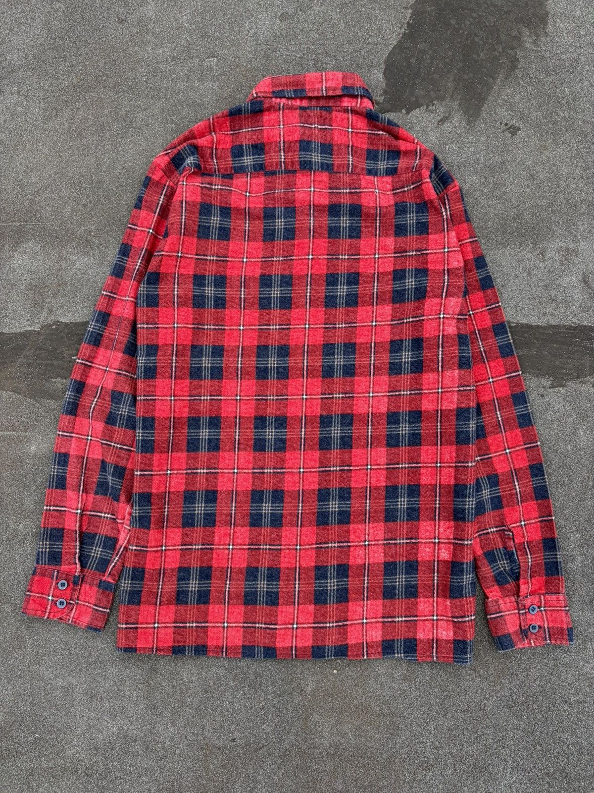 Vintage Vintage Red Plaid Flannel Shirt 90s Grunge Distress Workwear Size US M / EU 48-50 / 2 - 6 Thumbnail