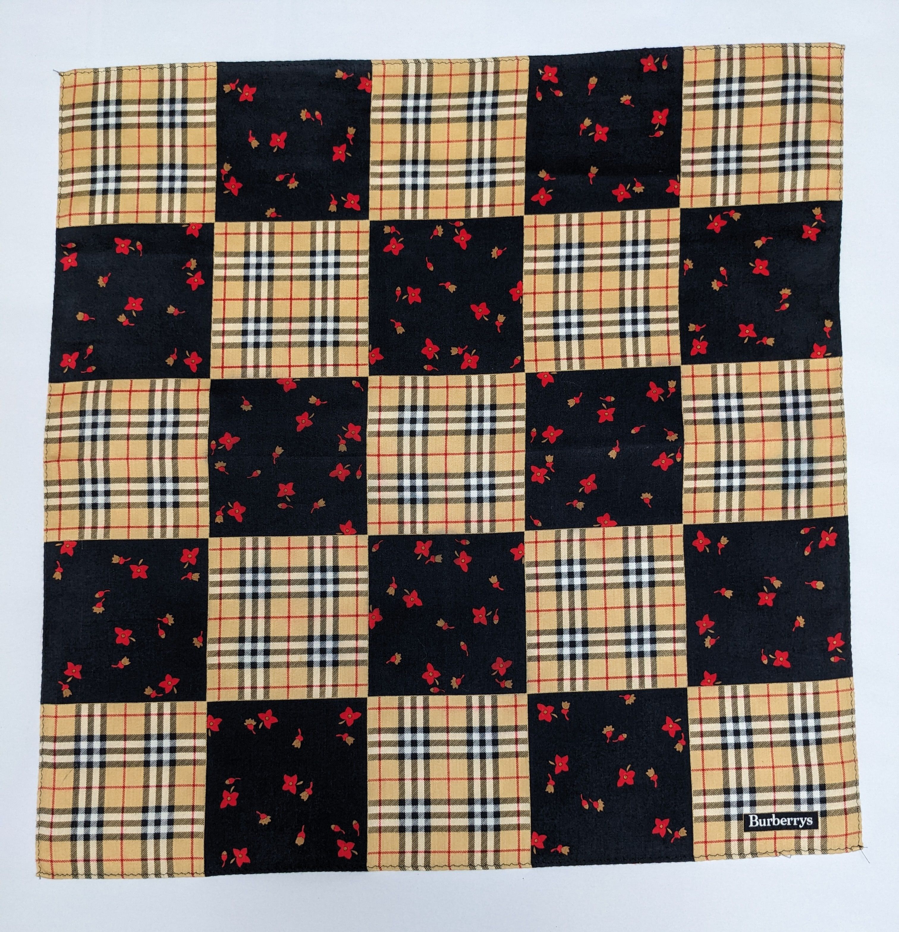 Burberry Burberrys Handkerchief Nova Check Patchwork Floral Print Size ONE SIZE - 3 Thumbnail
