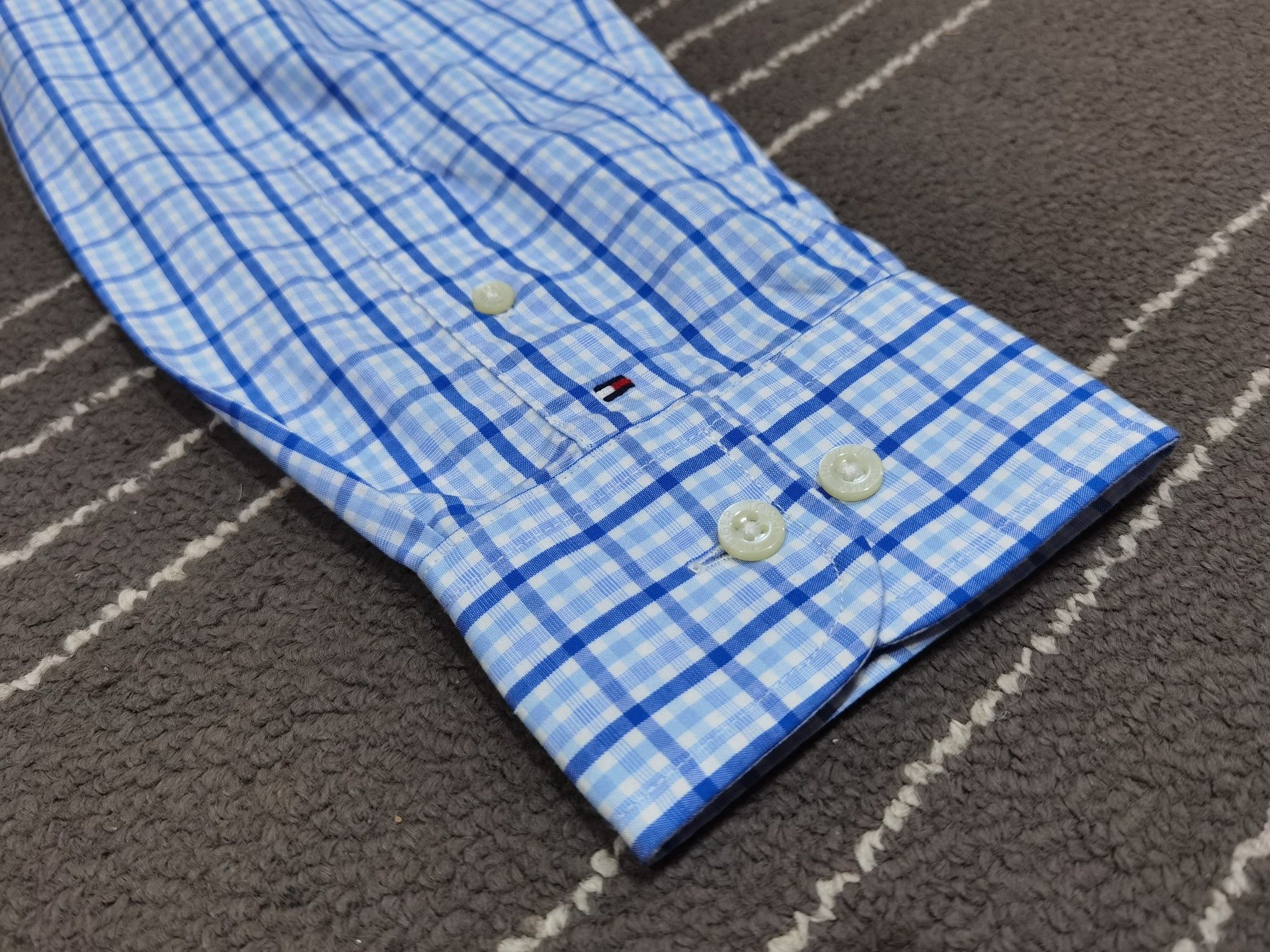 Tommy Hilfiger TOMMY HILFIGER button up new L 3473 Size US L / EU 52-54 / 3 - 7 Thumbnail