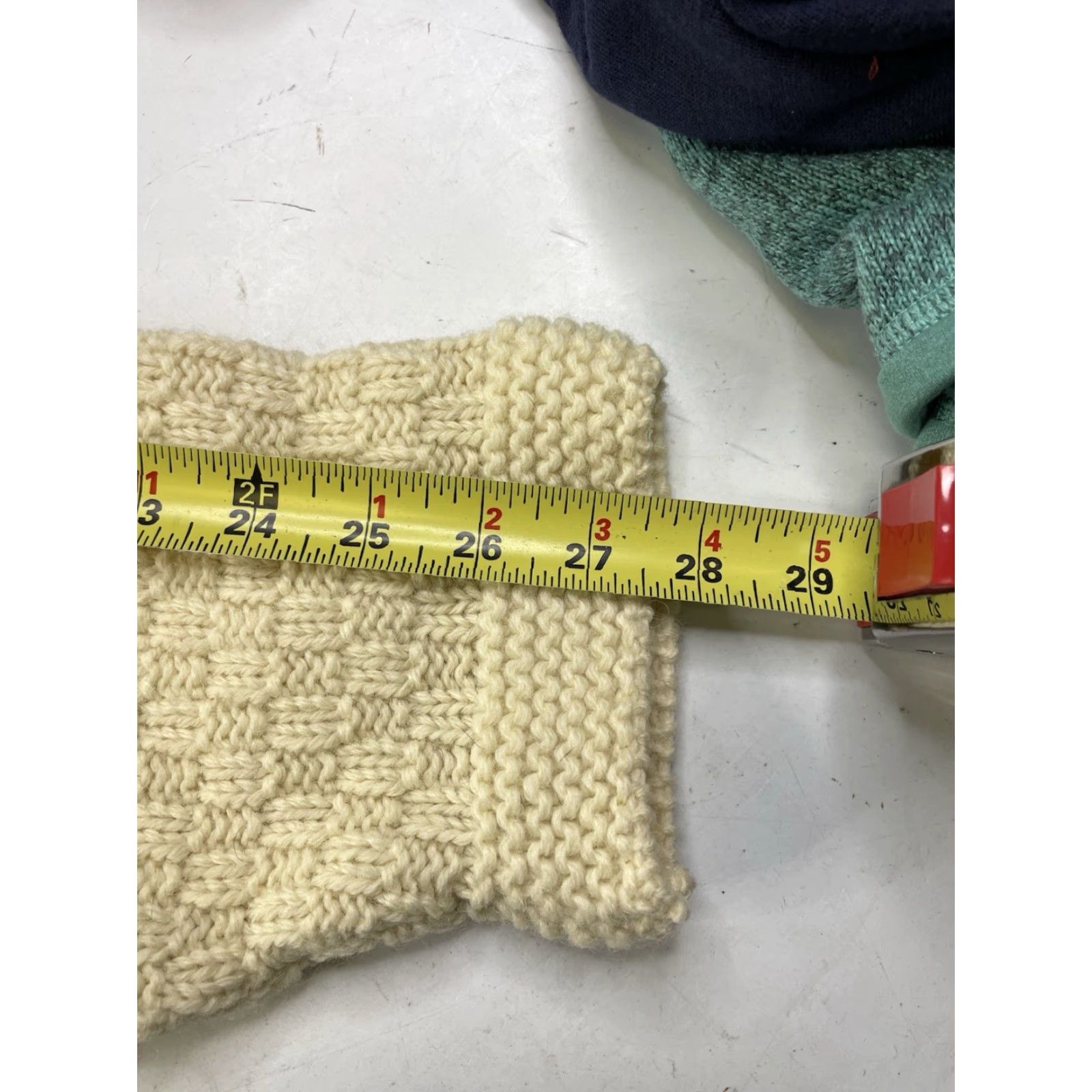 Vintage Aran Crafts Cable Knit Cardigan Sweater Womens Large Ivory Wool Size L / US 10 / IT 46 - 3 Thumbnail
