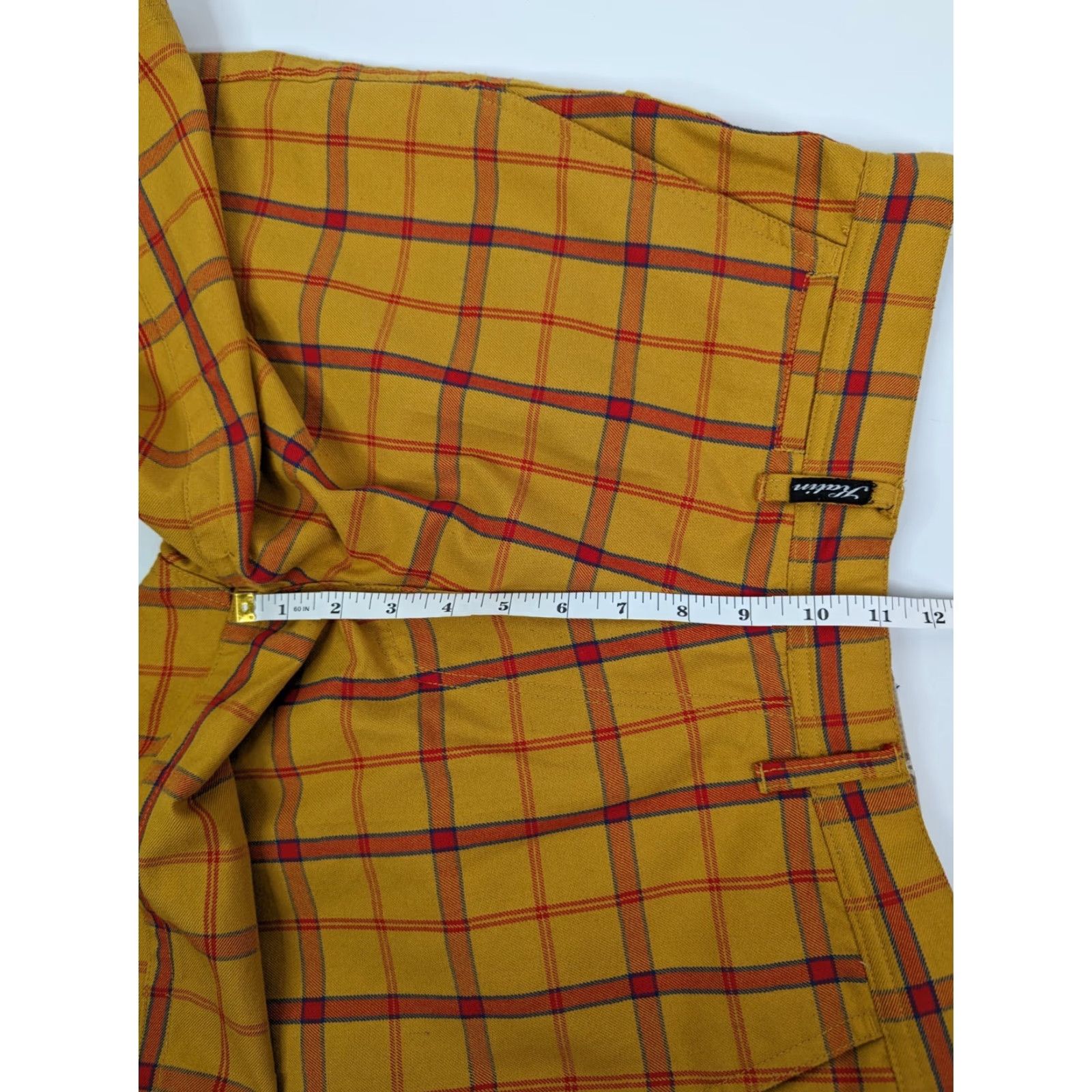 Katin Katin Chino Shorts Men's Size 31 Plaid Yellow Red Beach Beachwear Casual Flat Front Pockets Vintage No (adjusted for clarity) Size US 31 - 5 Thumbnail