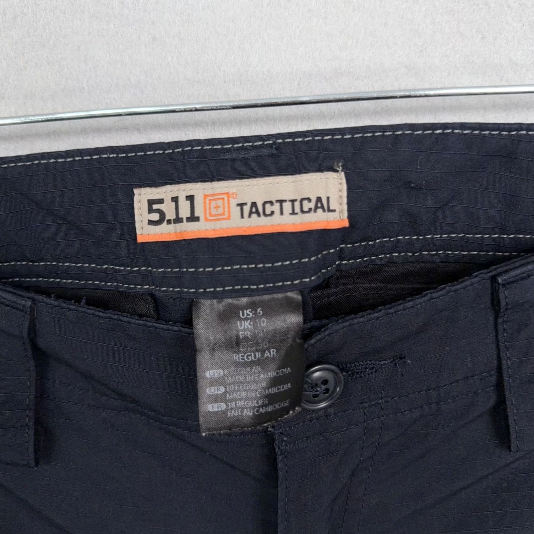 Vintage 5.11 Tactical Pants Womens 6 Blue Twill Straight Leg Workwear Cargo Pockets Womens, Regular Fit, Casual, Fall, 30 in Inseam Size 28" / US 6 / IT 42 - 3 Thumbnail