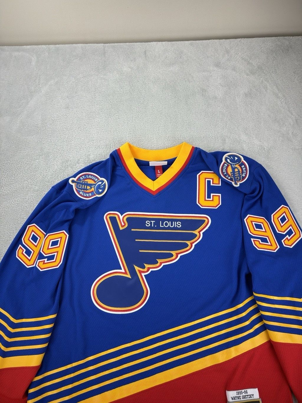 Mitchell & Ness Mitchell And Ness NWT Men's Sz L Wayne Gretzky 1995/96 St Lo Size US L / EU 52-54 / 3 - 16 Thumbnail
