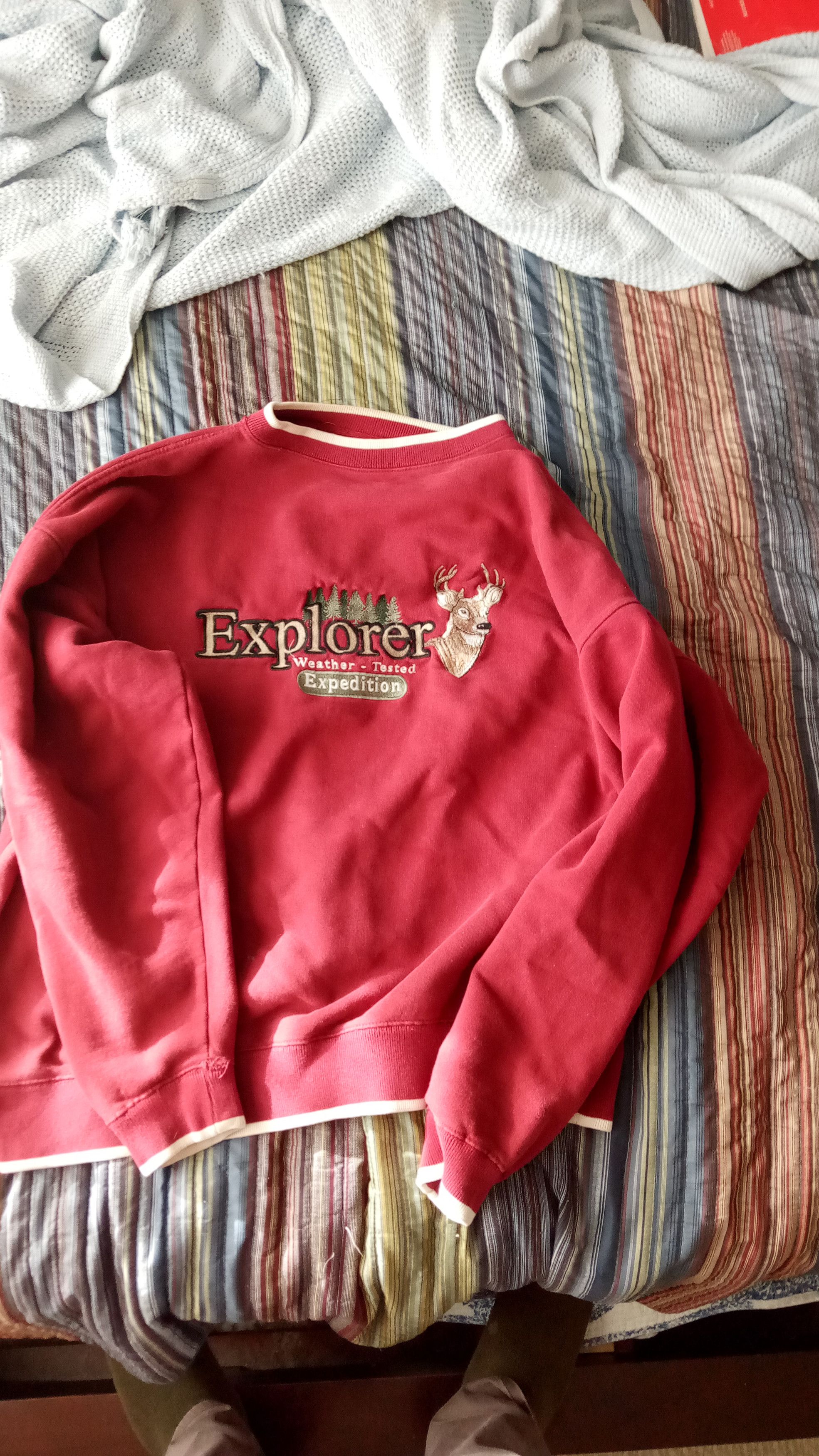 Vintage "Explorer" Sweatshirt Size US XL / EU 56 / 4 - 1 Thumbnail