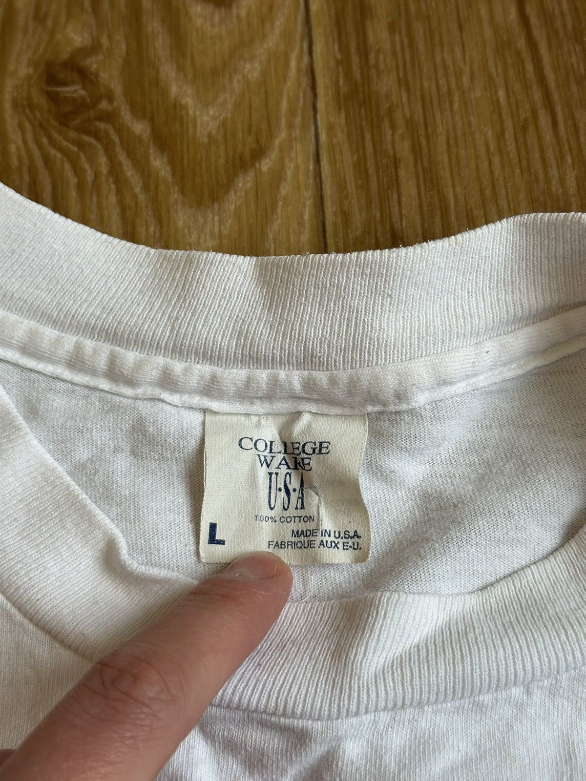 Vintage Vintage Single Stitch College Ware Felt USA T-Shirt Size US L / EU 52-54 / 3 - 5 Thumbnail