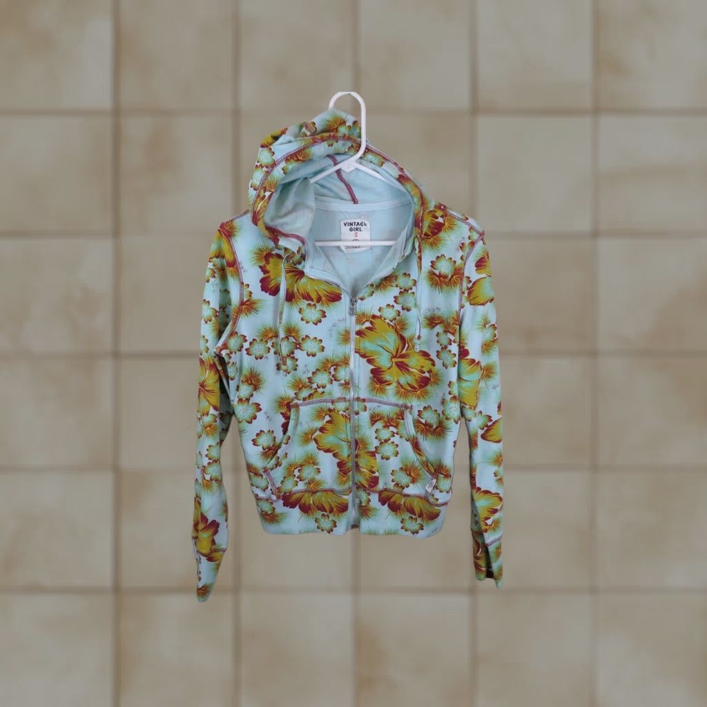 Vintage VINTAGE Girl Yellowstone Park 70s Blue Floral Zip-Front Hoodie Women’s Size S Slim? (no, must use original info) Size L / US 10 / IT 46 - 1 Thumbnail