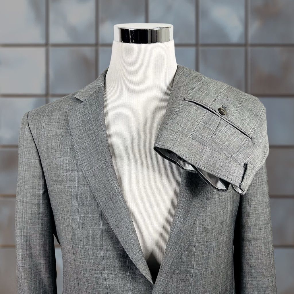 Jos. A. Bank Jos A Bank Suit 44R Slim Gray Plaid 100% Wool Two Button Vented Flat Front Mens Size 38R - 1 Thumbnail