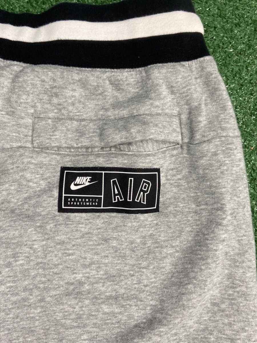 Nike Nike sweatpants air Max Size US 32 / EU 48 - 2 Thumbnail