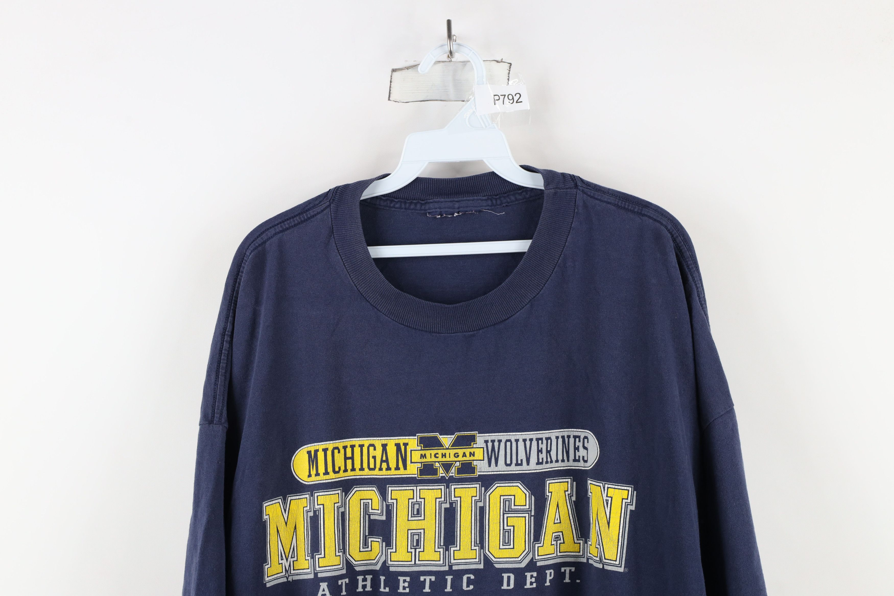 Vintage Vintage 90s Spell Out University of Michigan T-Shirt Blue Size US XXL / EU 58 / 5 - 2 Thumbnail