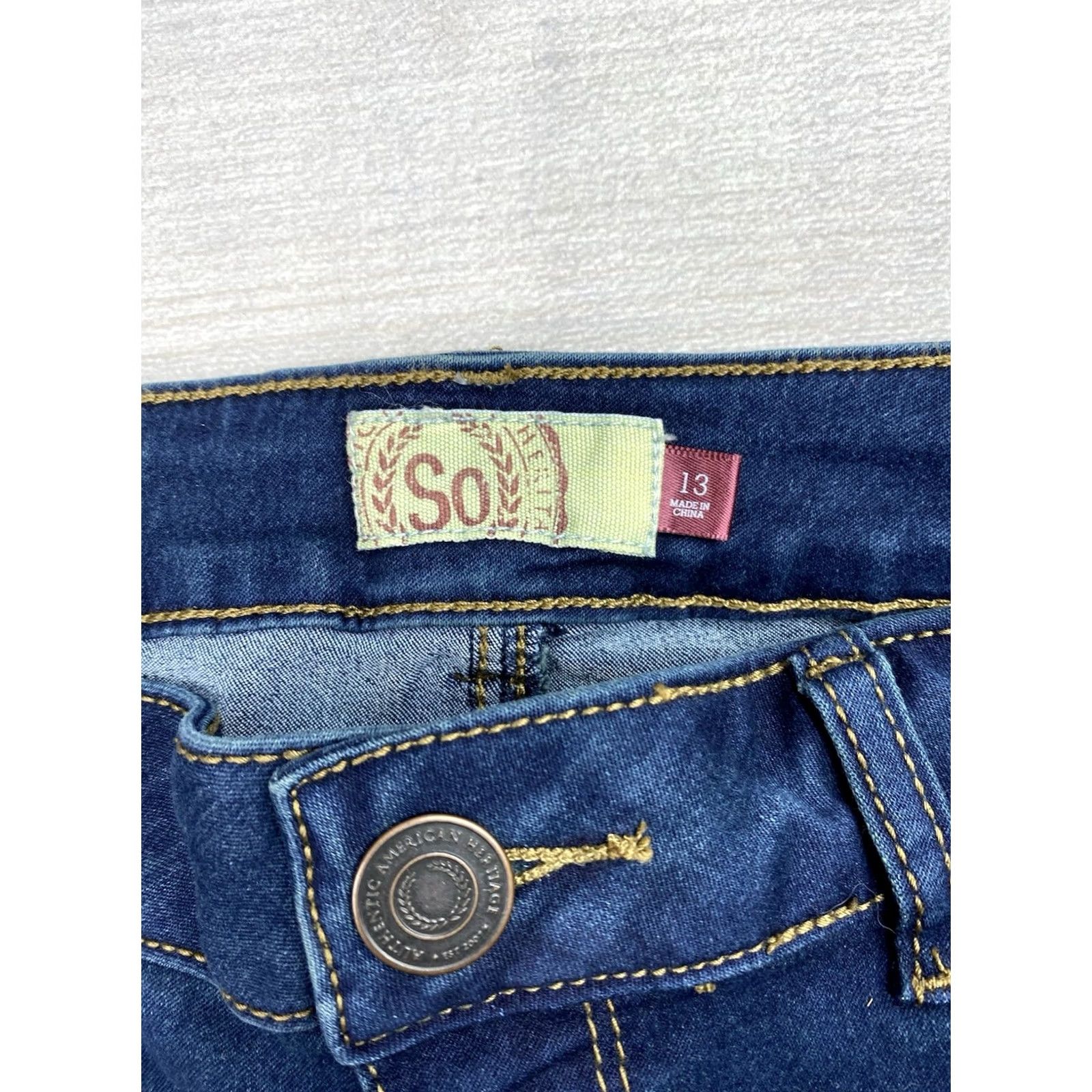 Vintage SO Heritage Jeans Cropped Blue Dark Wash 13 Junior Low Rise 5-Pocket Denim NWT Womens Jeans Size 34" / US 12 / IT 48 - 3 Thumbnail
