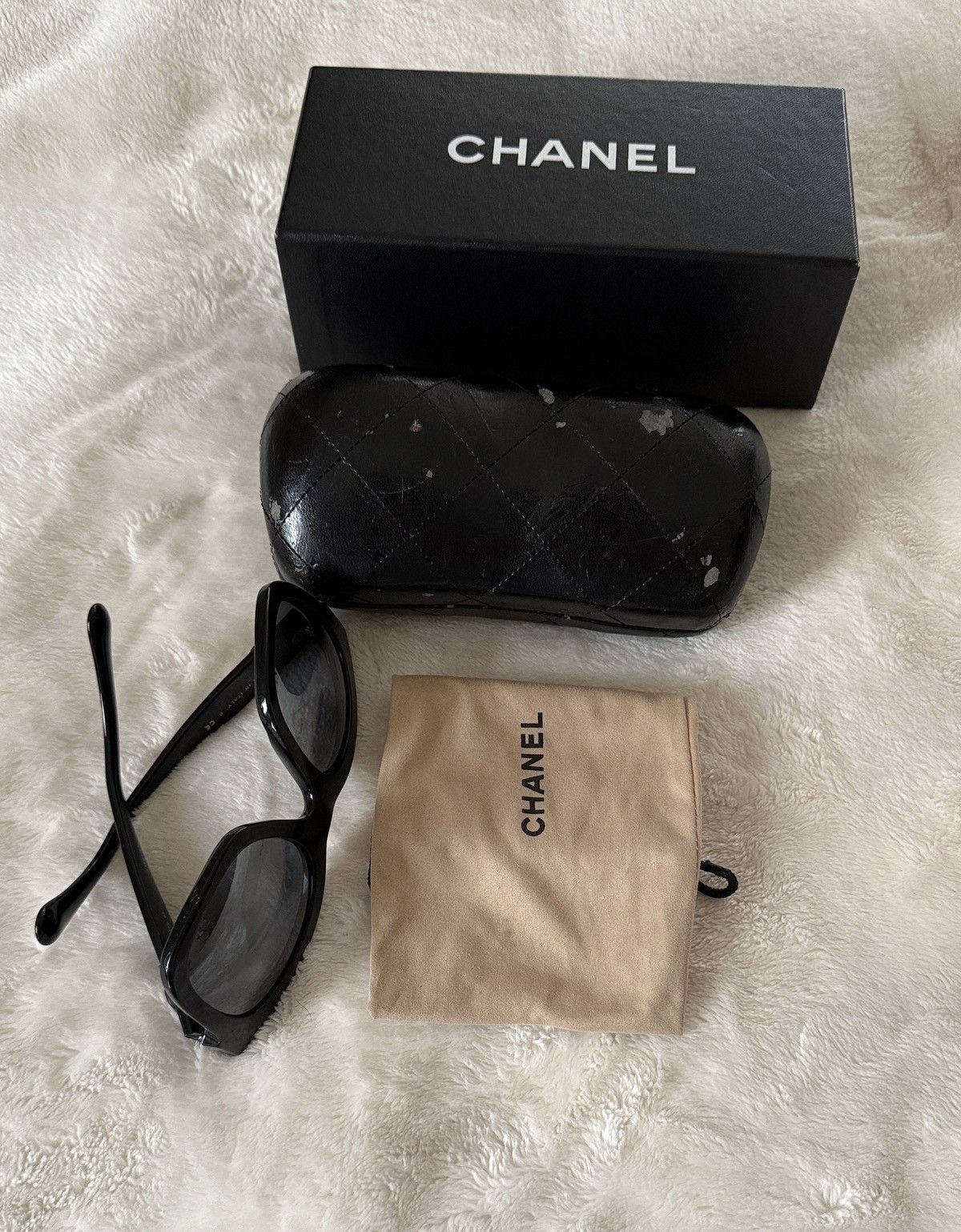 Chanel Chanel Glossy Black Sunglasses Size ONE SIZE - 8 Thumbnail
