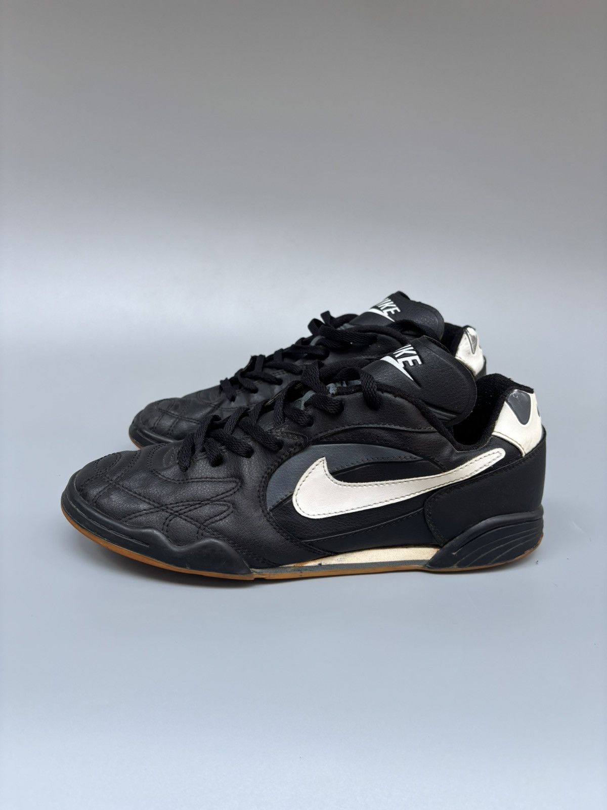 Nike Rare Nike 1995 Tiempo Low Top Size US 11 / EU 44 - 3 Thumbnail