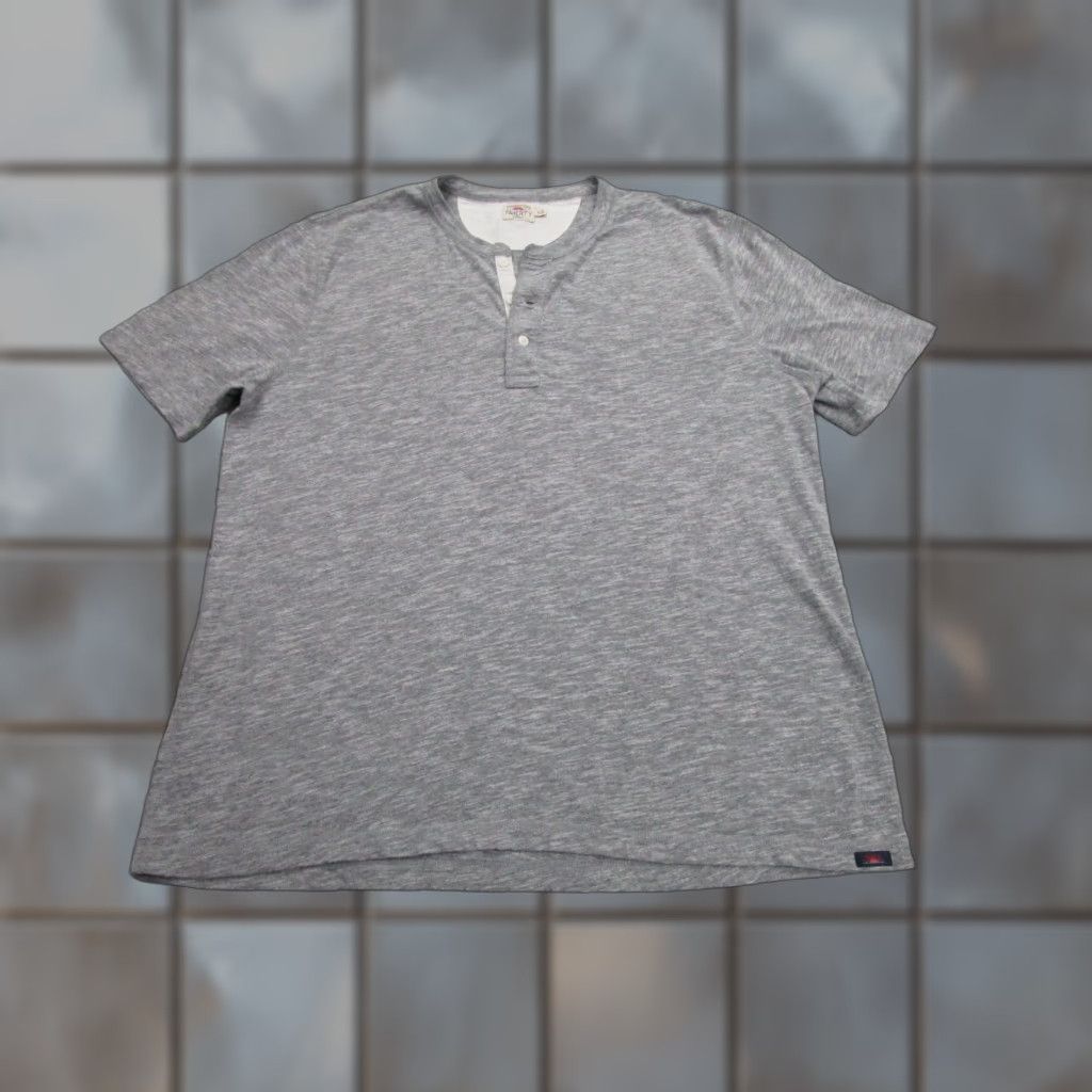 Faherty Faherty Shirt Mens XL Gray Henley Short Sleeve Pocket Tee Heathered Beach Surfer Size US XL / EU 56 / 4 - 1 Thumbnail