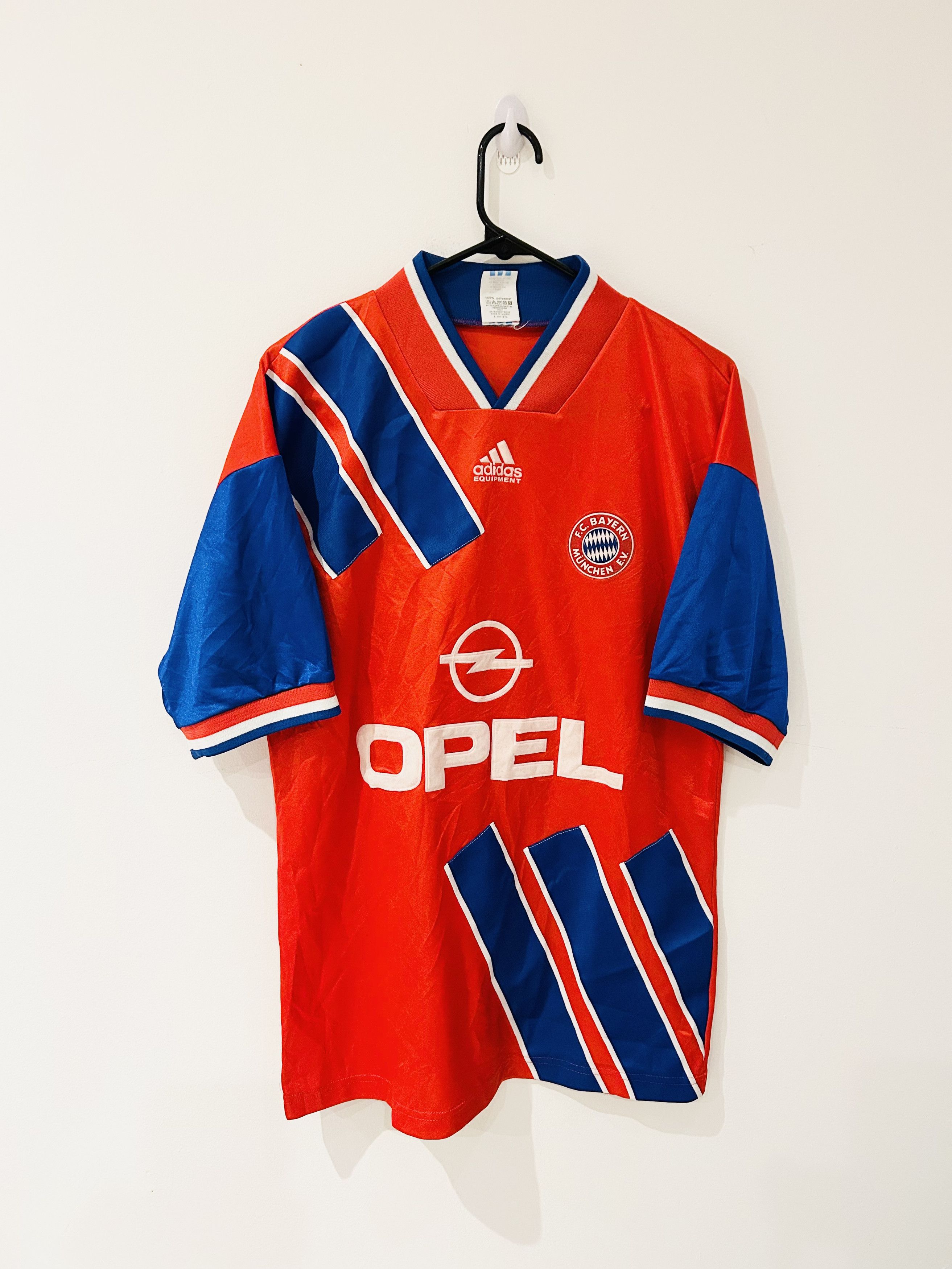 Adidas Fc bayern munich 1993/95 home jersey Size US M / EU 48-50 / 2 - 1 Thumbnail