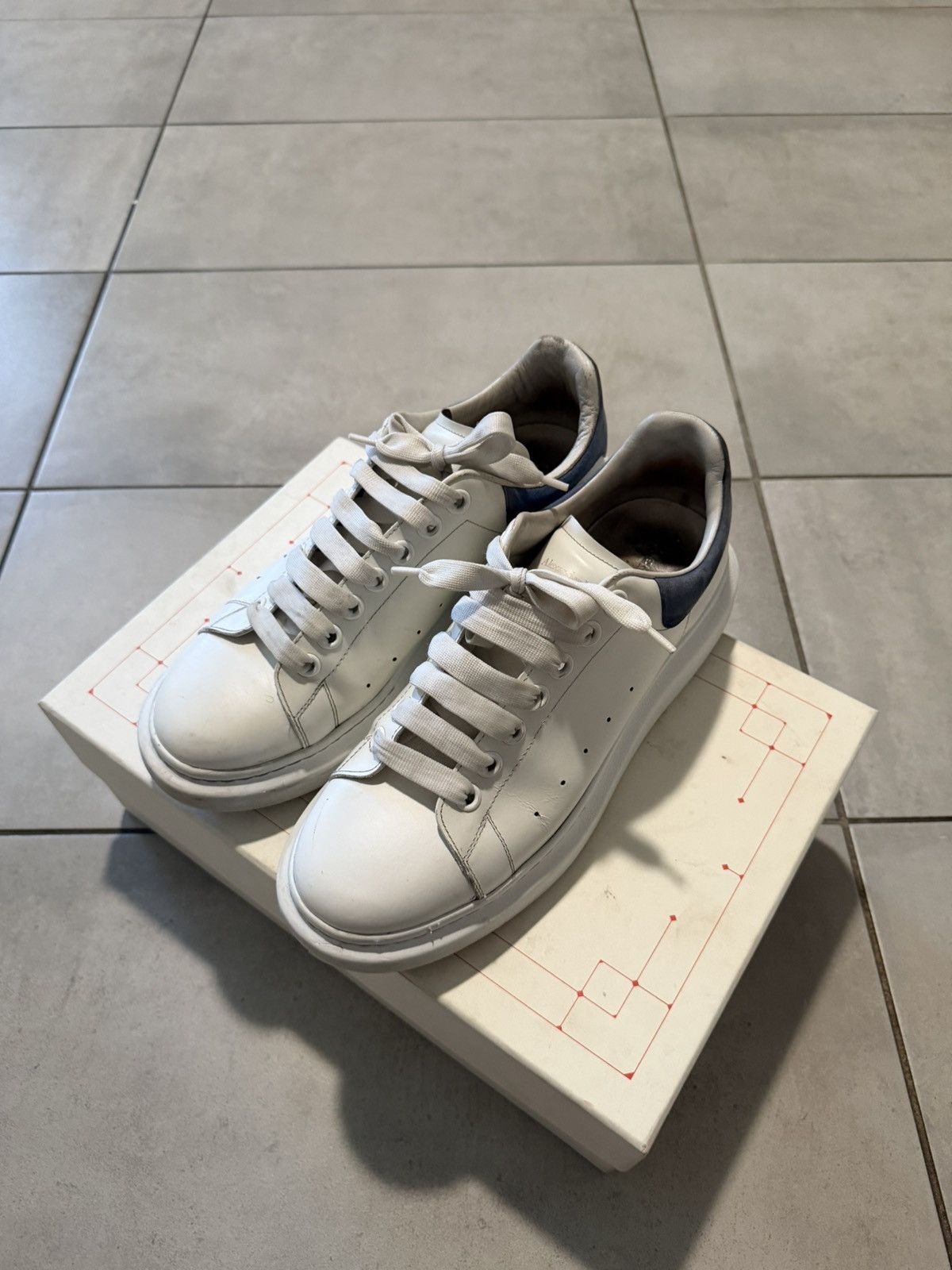Alexander McQueen Mcqueen Oversized Sneakers Size US 9 / EU 42 - 1 Thumbnail