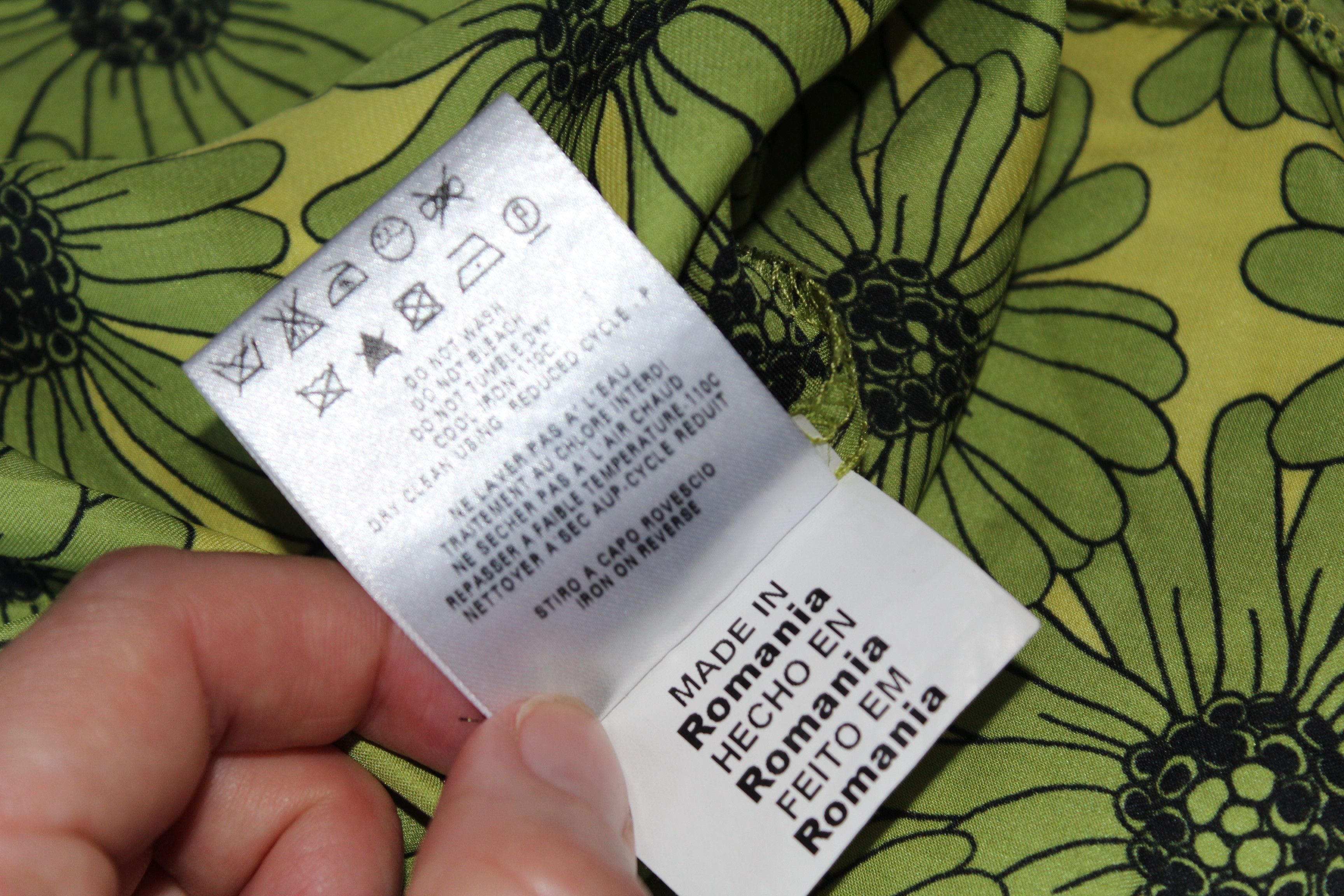 Love Moschino Love Moschino Flower Print Midi Dress Size M / US 6-8 / IT 42-44 - 8 Thumbnail