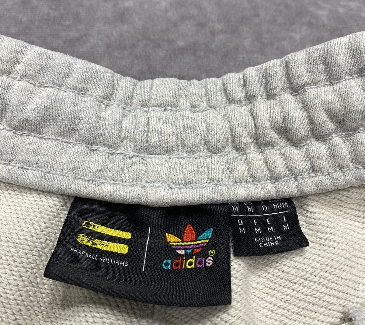 Adidas × Pharrell Adidas Pharell Humanrace Shorts Size US 32 / EU 48 - 4 Thumbnail