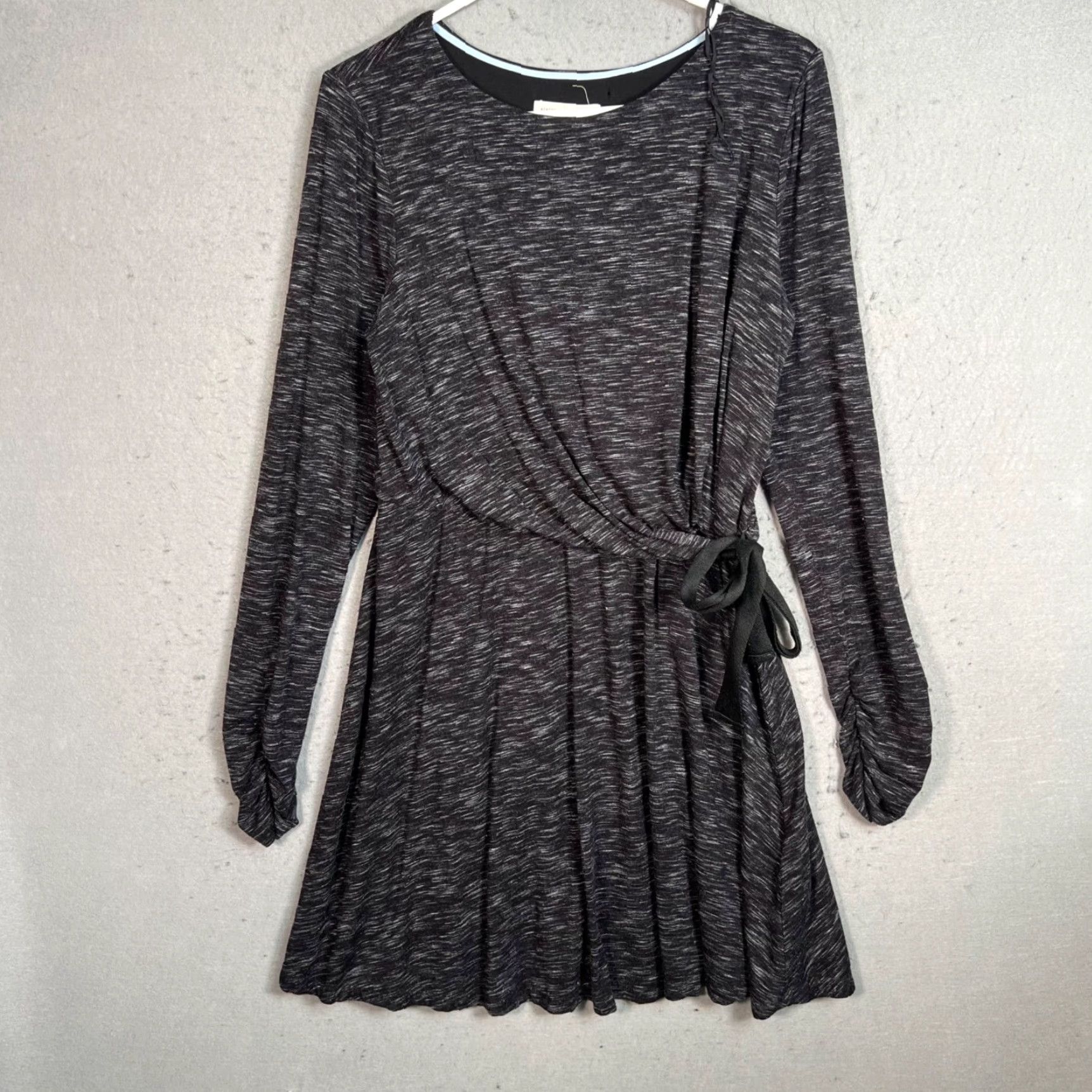 Anthropologie Saturday Sunday Anthropologie Dark Gray Heathered Long Sleeve Dress M Women Knee Length Size M / US 6-8 / IT 42-44 - 2 Thumbnail
