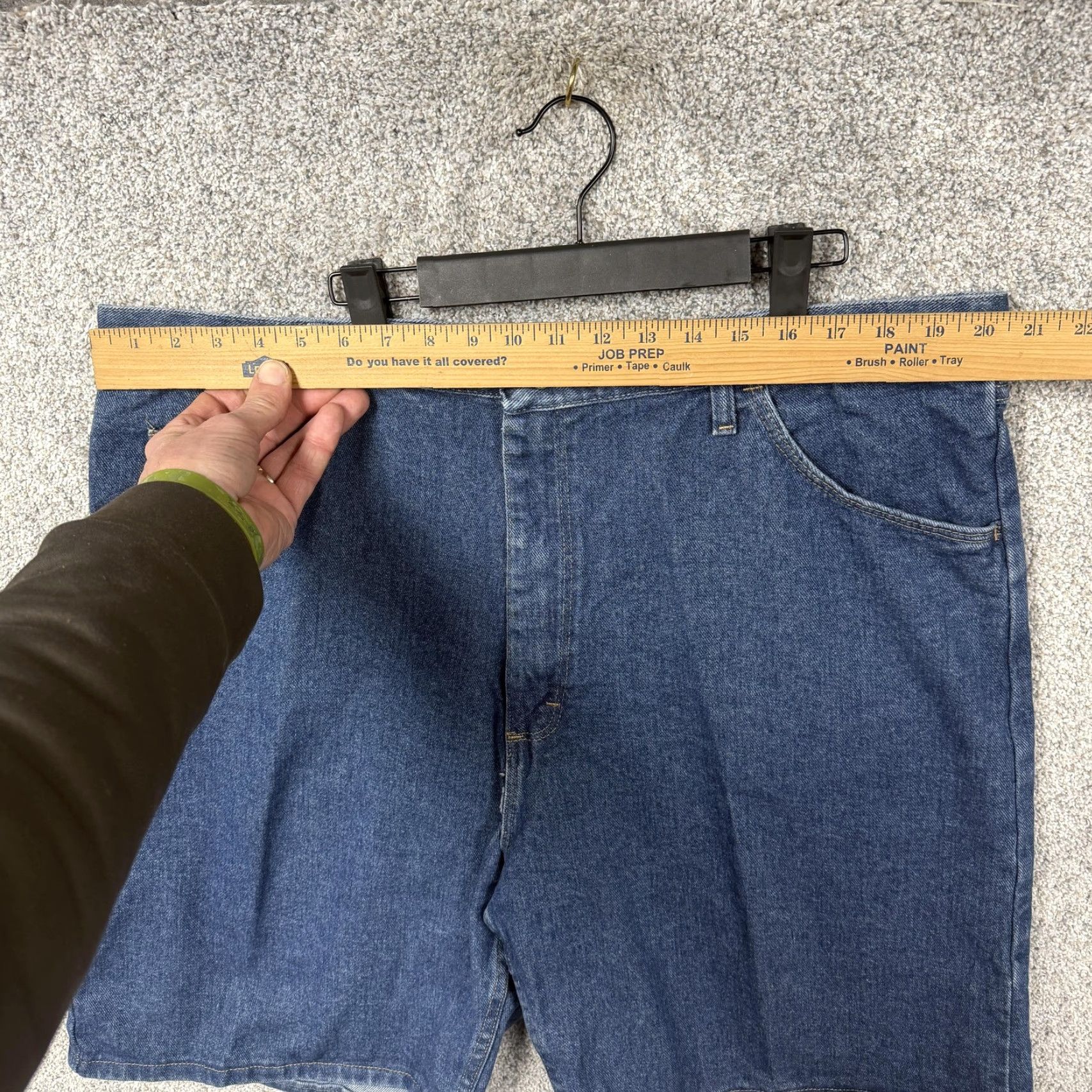 Wrangler Wrangler Bermuda Shorts Mens 41x9 Relaxed Fit Blue Mid Wash Denim Casual Size US 41 - 2 Thumbnail