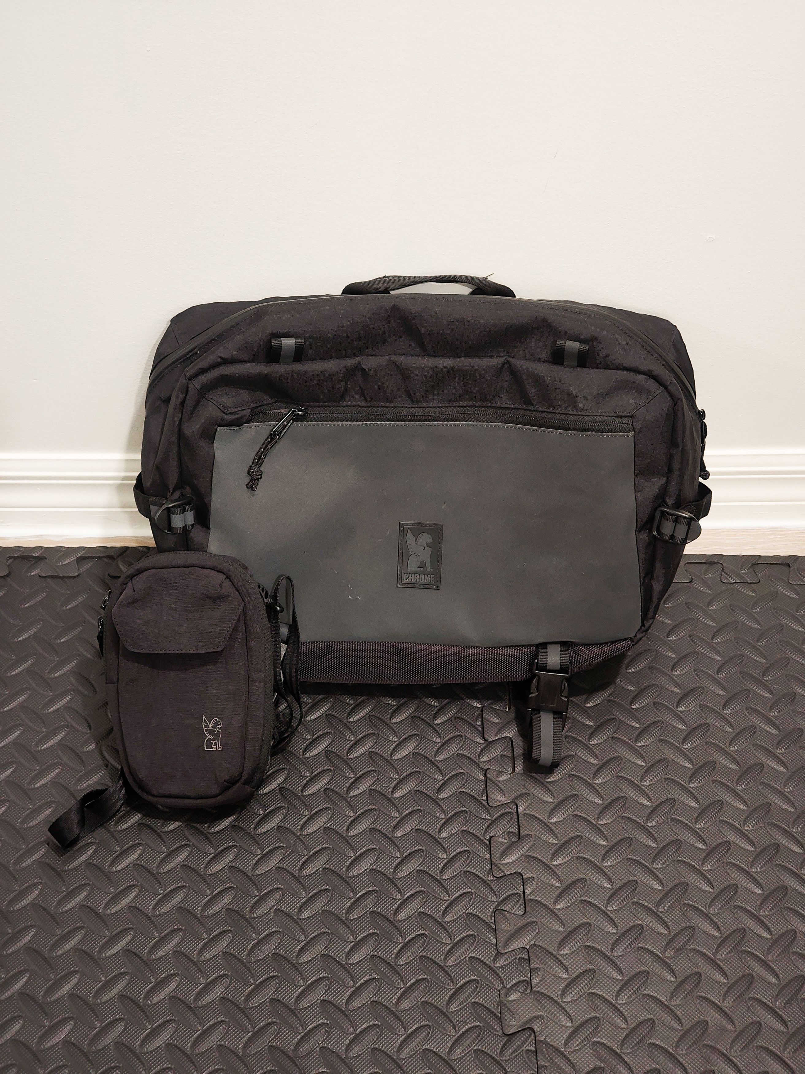 Chrome Industries Kadet Max 15L Slide Sling XRF Front & Logan Pouch 1L BUNDLE Size ONE SIZE - 1 Thumbnail