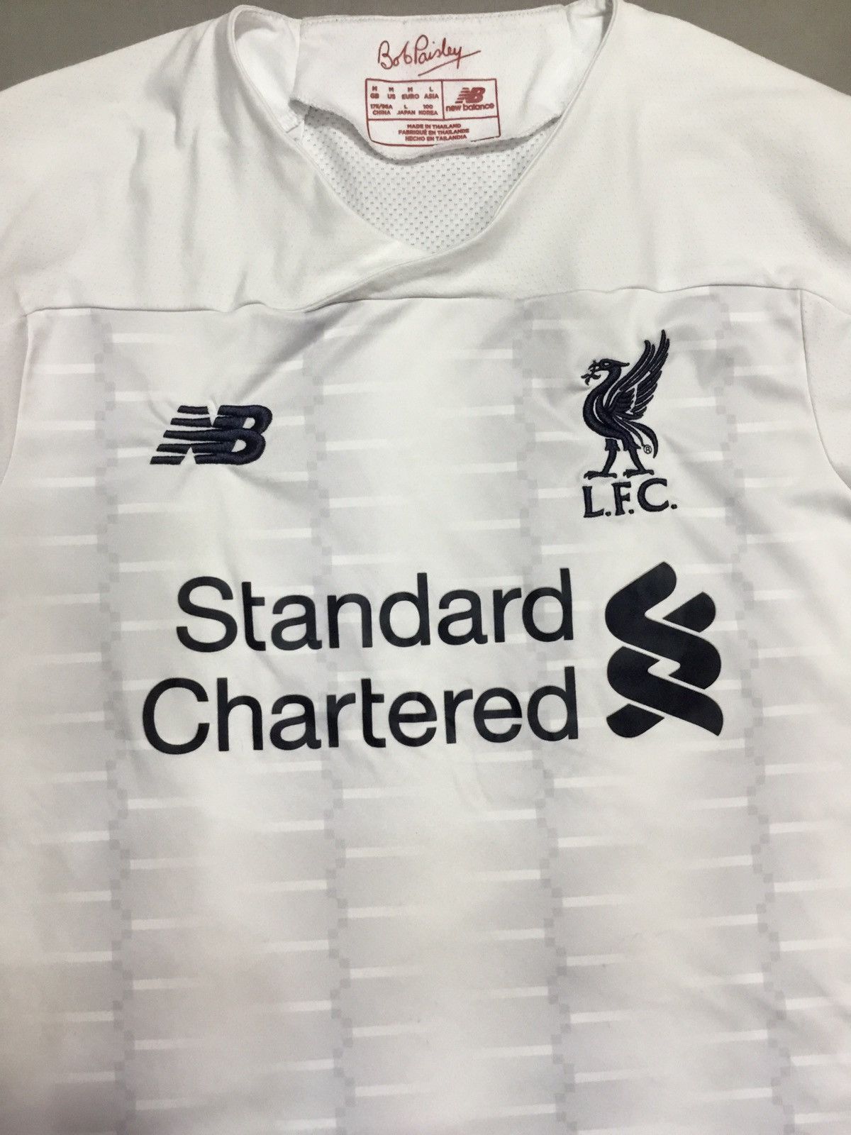 New Balance Liverpool FC 2019/2020 England Away Soccer Jersey Size M Size US M / EU 48-50 / 2 - 4 Thumbnail