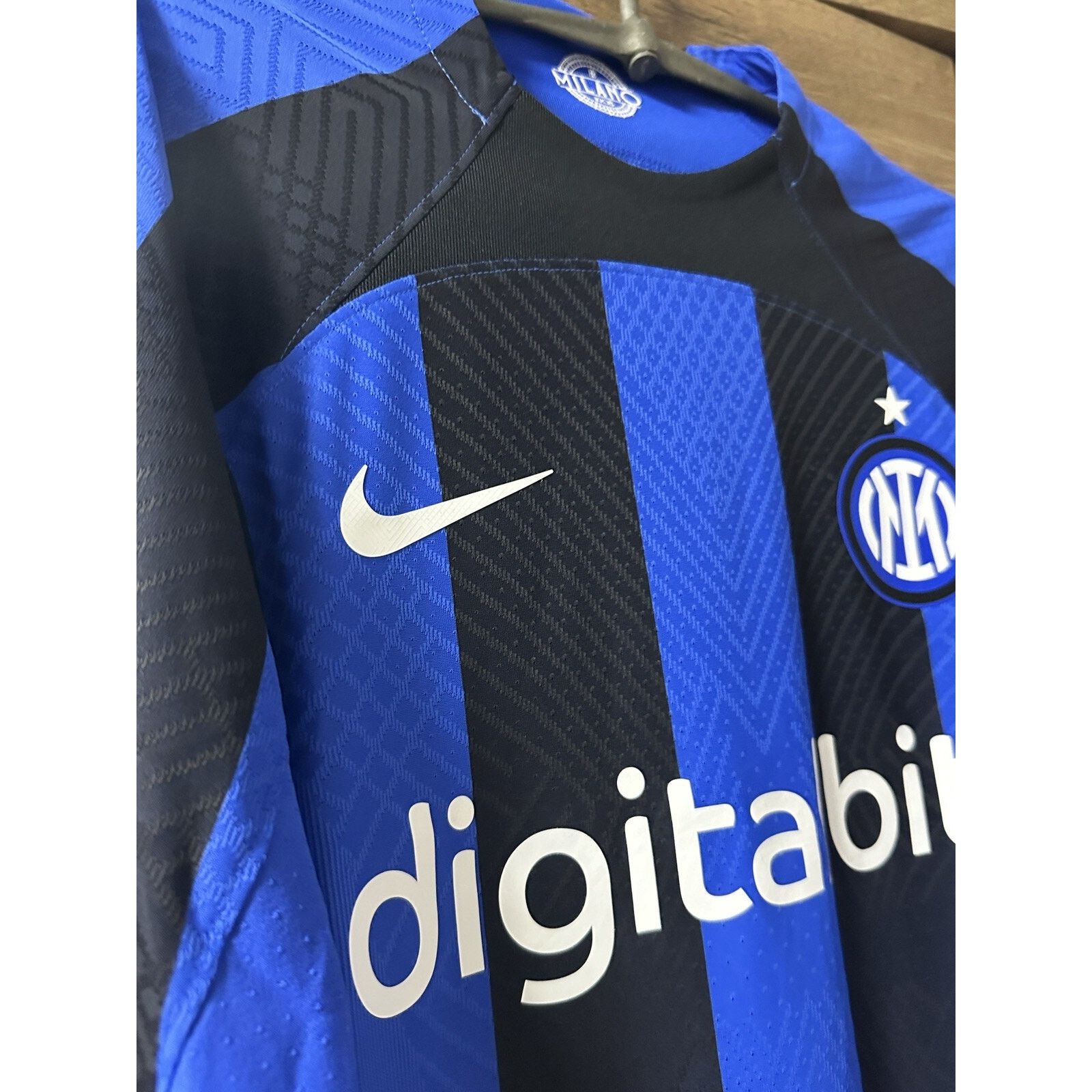 Nike INTER MILAN 2022 2023 HOME SHIRT JERSEY NIKE PLAYER ISSUE Size US L / EU 52-54 / 3 - 12 Thumbnail