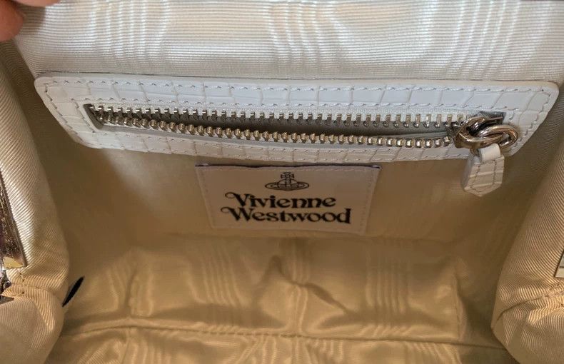 Vivienne Westwood vivienne westwood size os White dumpling bag Size ONE SIZE - 4 Thumbnail