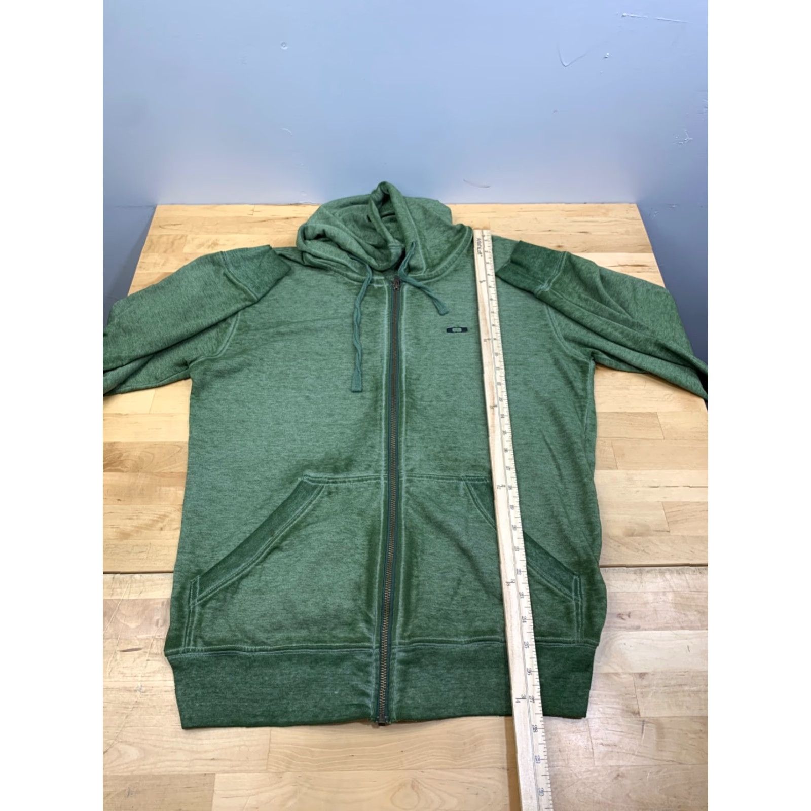 Oakley Oakley Mens Jacket Full Zip Hooded Green Regular M Streetwear Style Lightweight Casual Winter Fall Spring Logo Shirt? Size US M / EU 48-50 / 2 - 6 Thumbnail