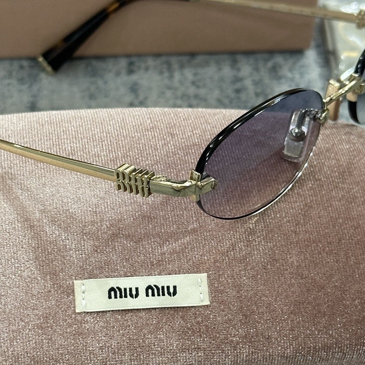 Miu Miu MIU MIU 0MU A54S ZVN80O SUNGLASSES Size ONE SIZE - 5 Thumbnail