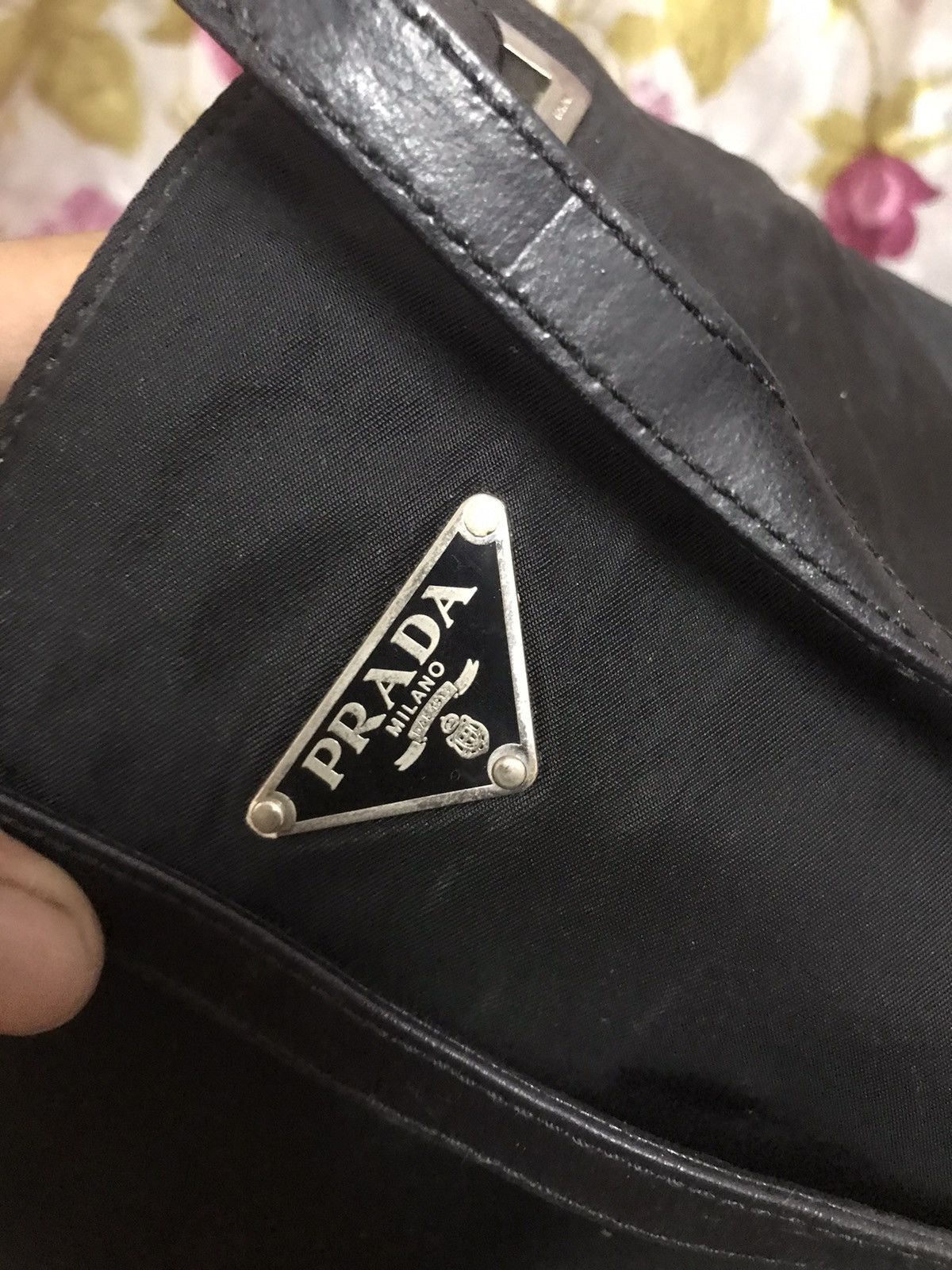 Prada Authentic Prada Tote Handbag Size ONE SIZE - 6 Thumbnail
