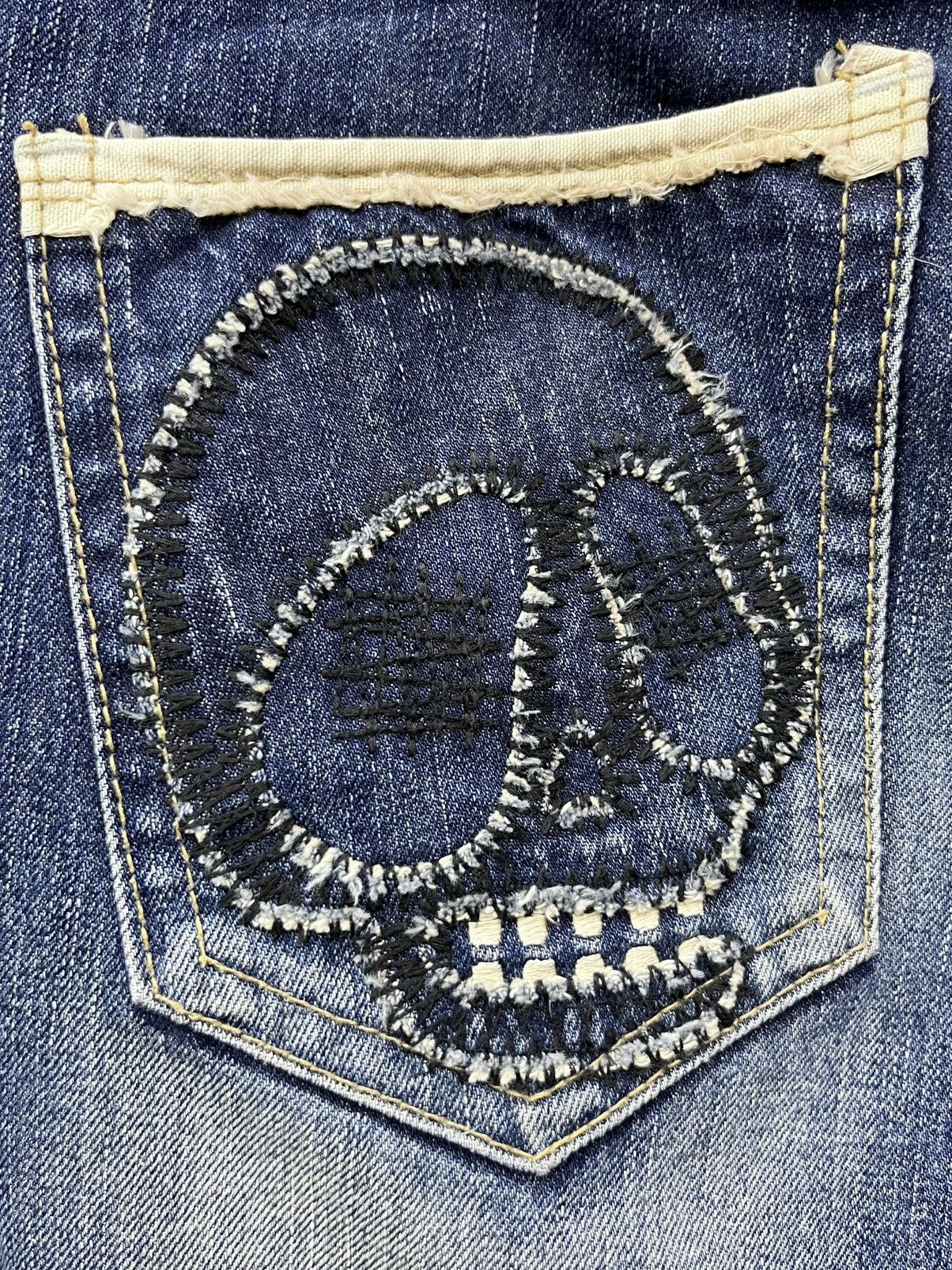 Lolita Jeans 💀Ultra Rare Lolita Skull Grunge Washed Whisker Denim 31 Size US 31 - 2 Thumbnail