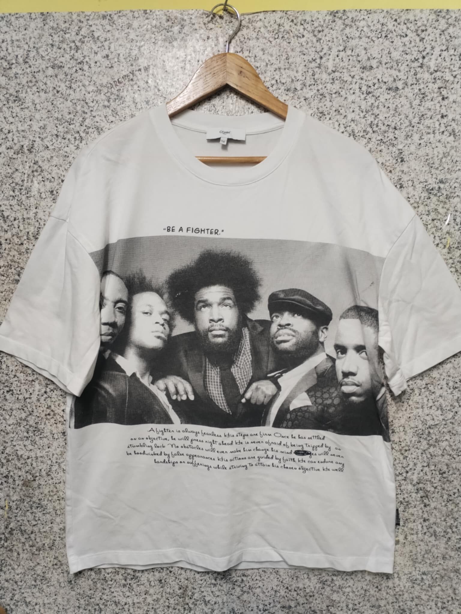 Band Tees Thrashed Sun Faded Shirt Distressed Rappers Band Size US XXL / EU 58 / 5 - 1 Thumbnail