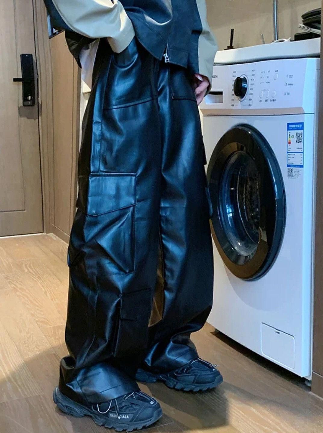 Vintage Multi-Pockets Black PU Leather Pants Size US 32 / EU 48 - 9 Thumbnail
