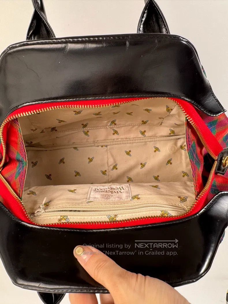Vivienne Westwood Vivienne Westwood size os Red and Black Plaid Bowling Bag / Size ONE SIZE - 6 Thumbnail