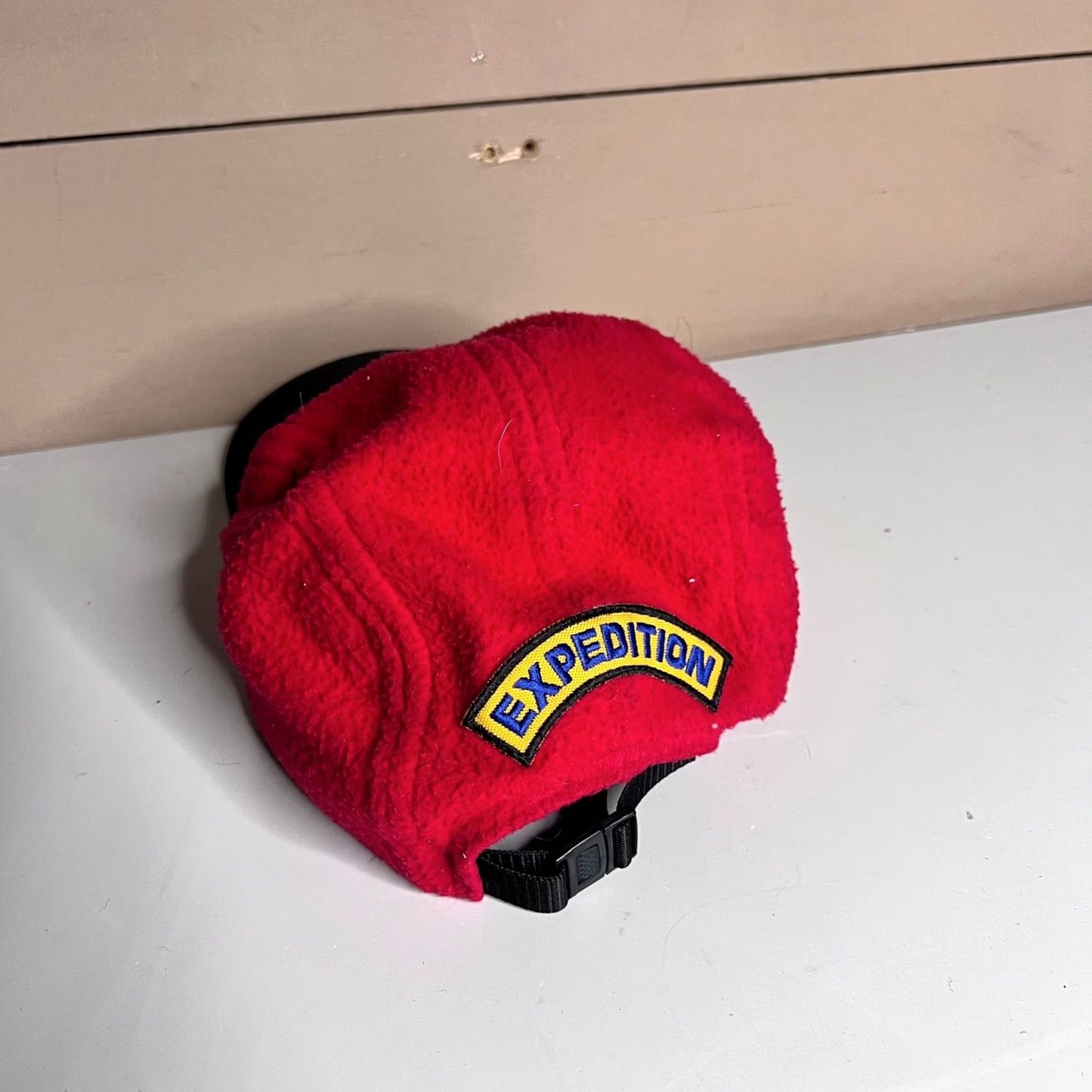 Tommy Hilfiger VINTAGE Tommy Hilfiger Expedition Hat Cap Fleece 5 Panel Red Black Made in USA Mens Size US M / EU 48-50 / 2 - 5 Thumbnail