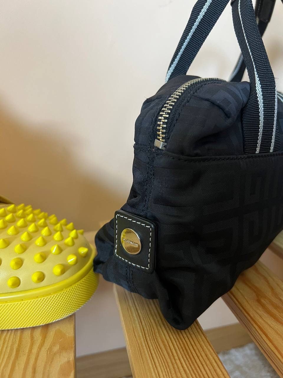Givenchy Givenchy Black Monogram Nylon Shoulder Bag Size ONE SIZE - 6 Thumbnail