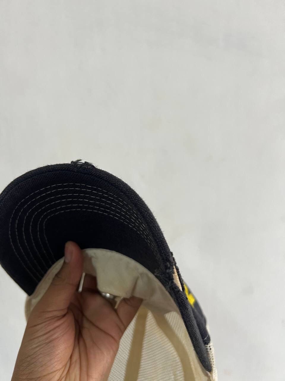 Japanese Brand Oceon Groove Elation Spellout Trucker Hat Size ONE SIZE - 14 Thumbnail