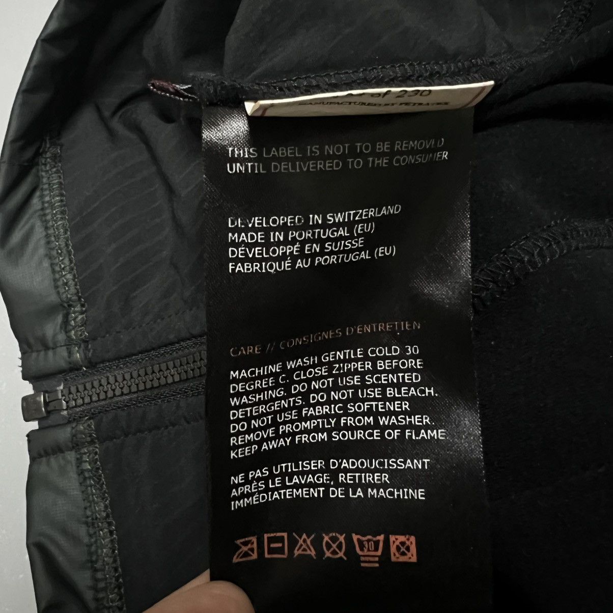 Other Capranea Limited Edition Zip Light Outdoor MidLayer Jacket Size US L / EU 52-54 / 3 - 14 Thumbnail