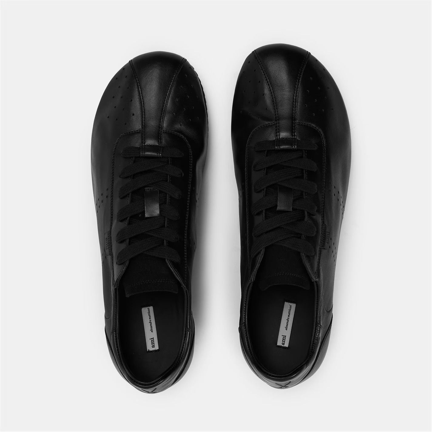 AMI o1g2r1mq0326 Nappa Low-Top Trainers in Black Size US 9 / EU 42 - 5 Thumbnail