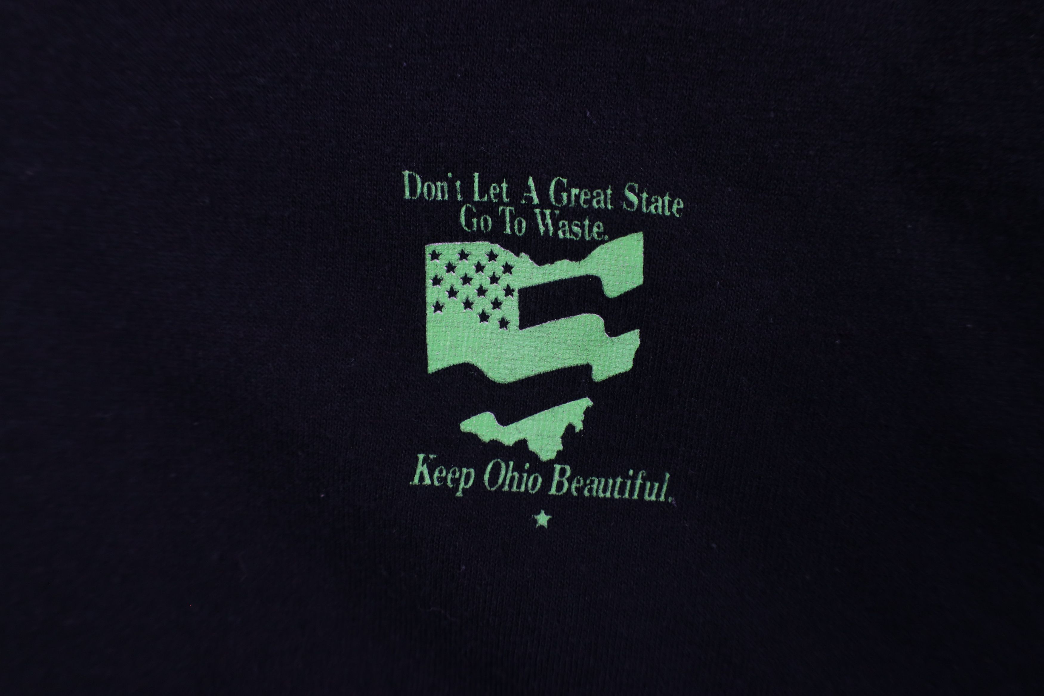 Vintage Vintage 90s Streetwear Beautiful Recycling T-Shirt USA Size US XL / EU 56 / 4 - 7 Thumbnail