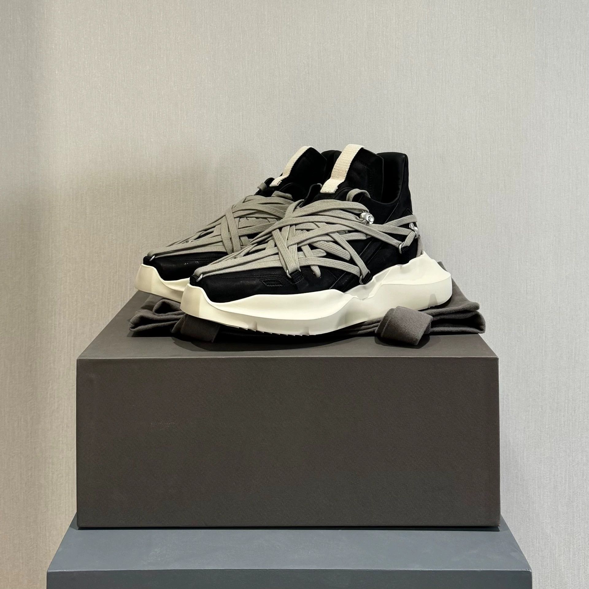 Rick Owens Rick Owens Main Line Crazy Strappy Runner Running Shoes Size US 7 / EU 40 - 3 Thumbnail