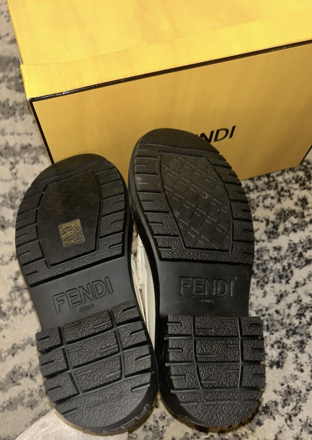 Fendi FENDI Vitello Abrasivato Fendigraphy 50mm Loafers Size US 8 / IT 38 - 6 Thumbnail