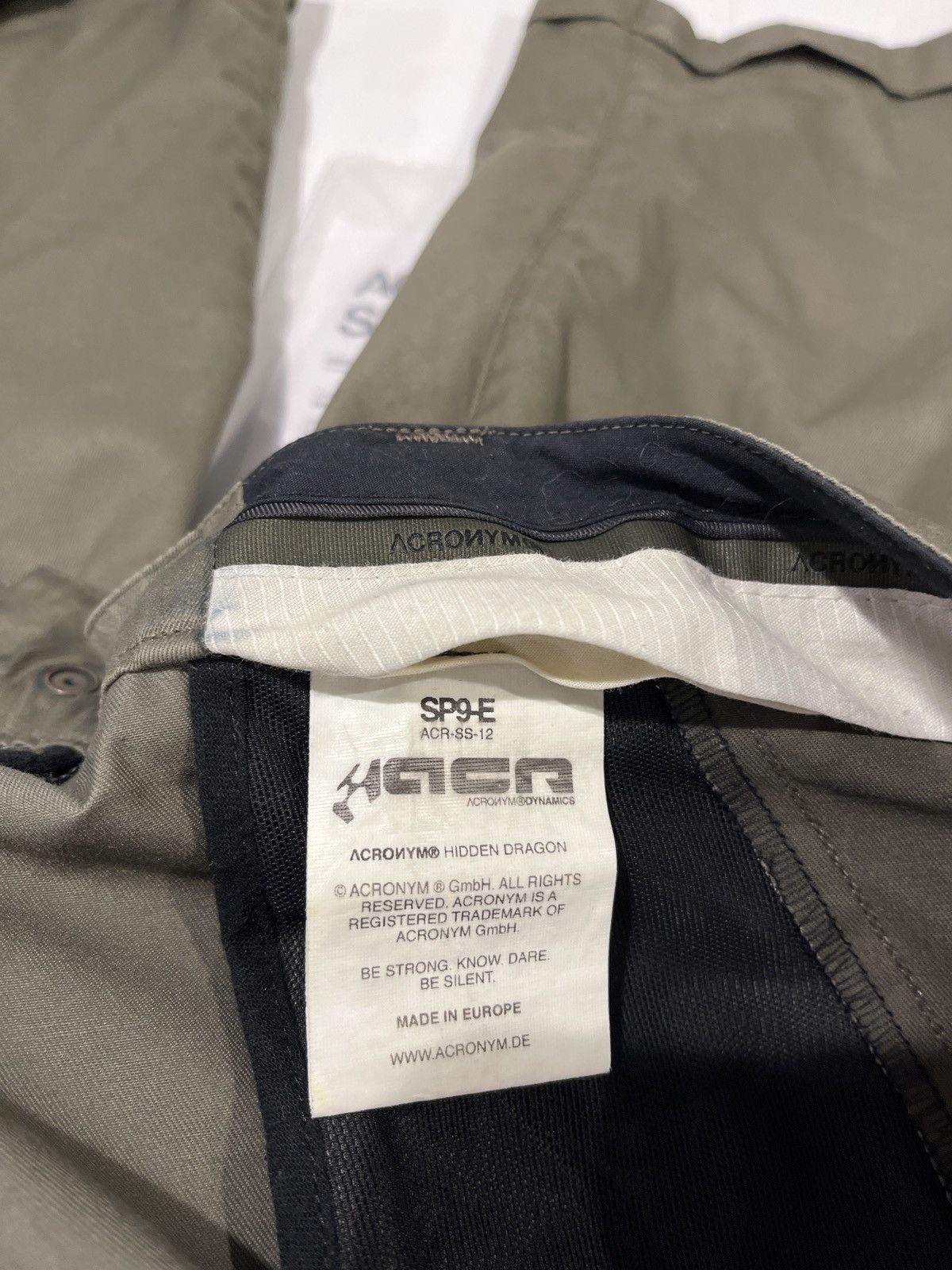 Acronym SP9-E cargo shorts green Size US 32 / EU 48 - 8 Thumbnail