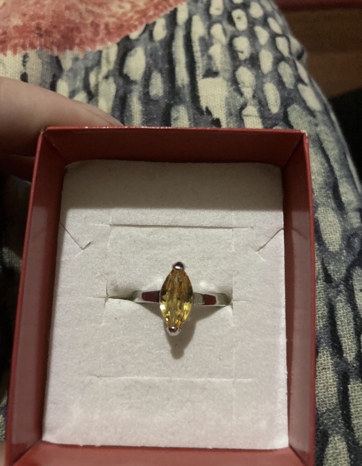 Other Silver plated ring with yellow jewel Size ONE SIZE - 2 Thumbnail