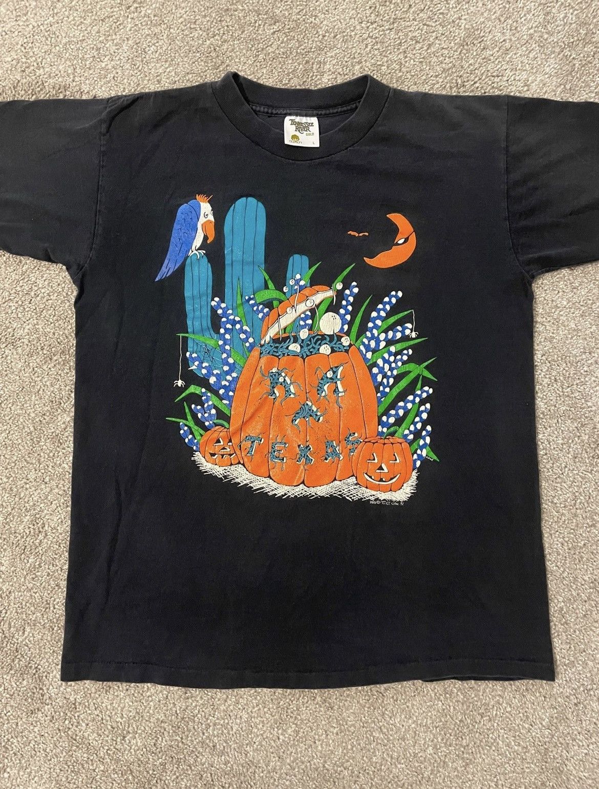 Vintage Vintage 90s Texas Halloween T Shirt Size Large Single Stitch Size US L / EU 52-54 / 3 - 2 Thumbnail