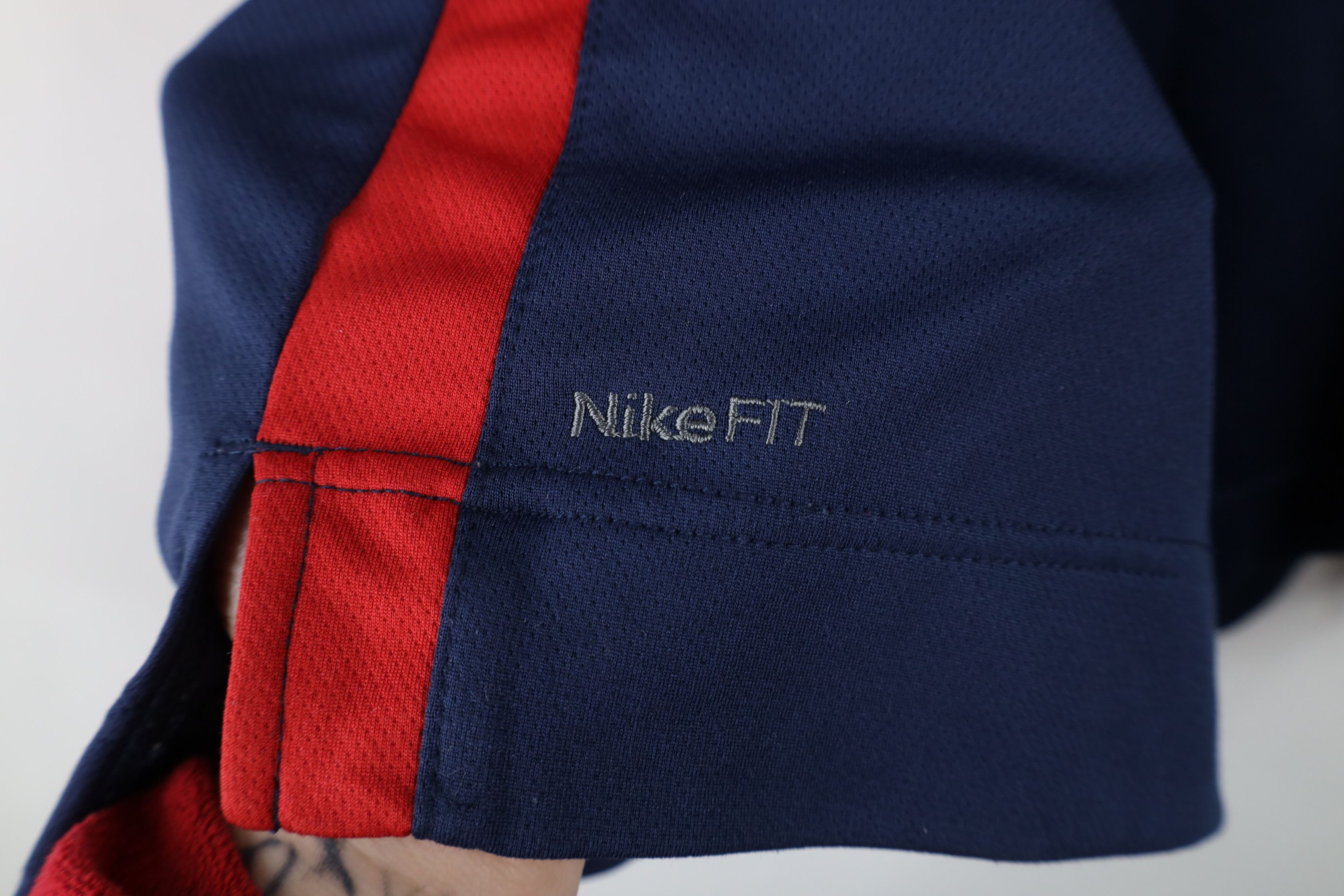 Nike × Vintage Vintage Y2K Nike Chief Wahoo Cleveland Indians Baseball Polo Size US L / EU 52-54 / 3 - 9 Thumbnail