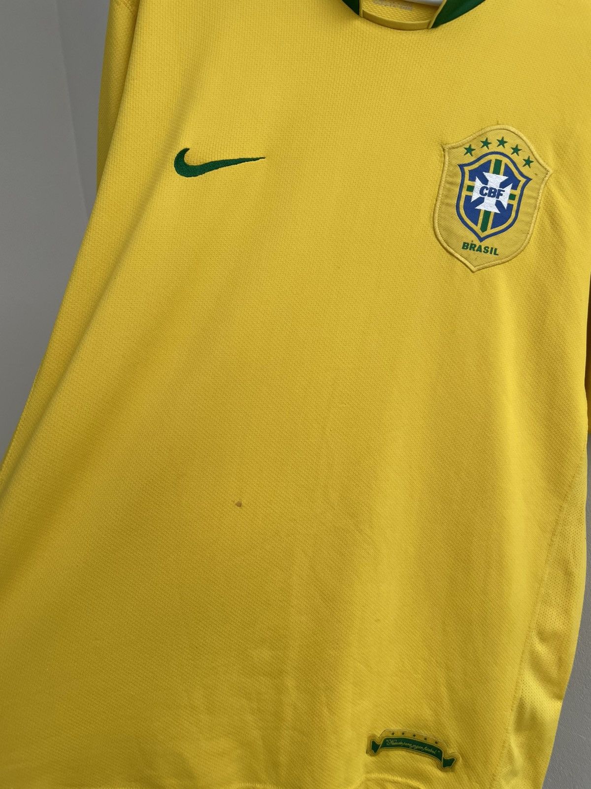 Nike Brazil 2006 2007 Home Football Shirt Soccer Jersey Nike Sz L Size US L / EU 52-54 / 3 - 5 Thumbnail